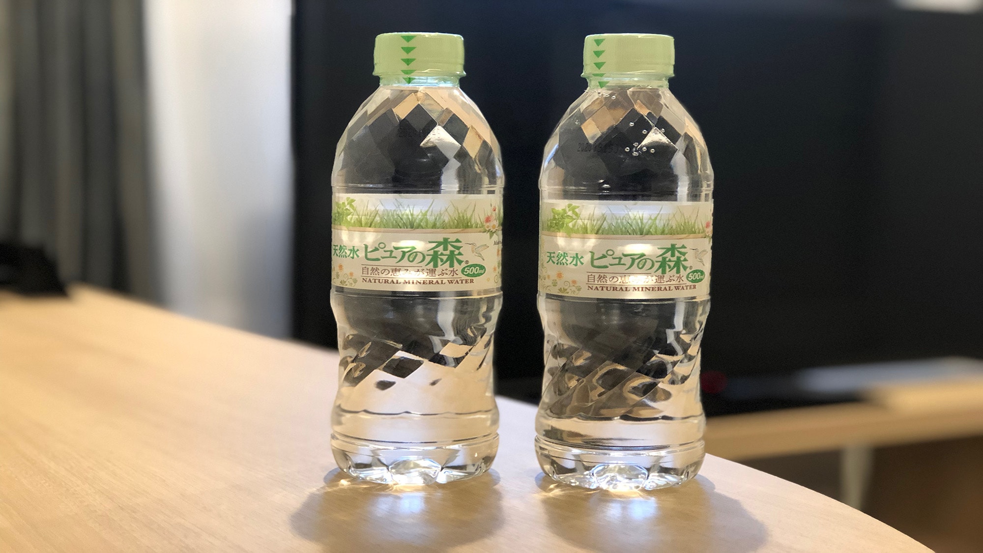 所有房間每人贈送一瓶礦泉水