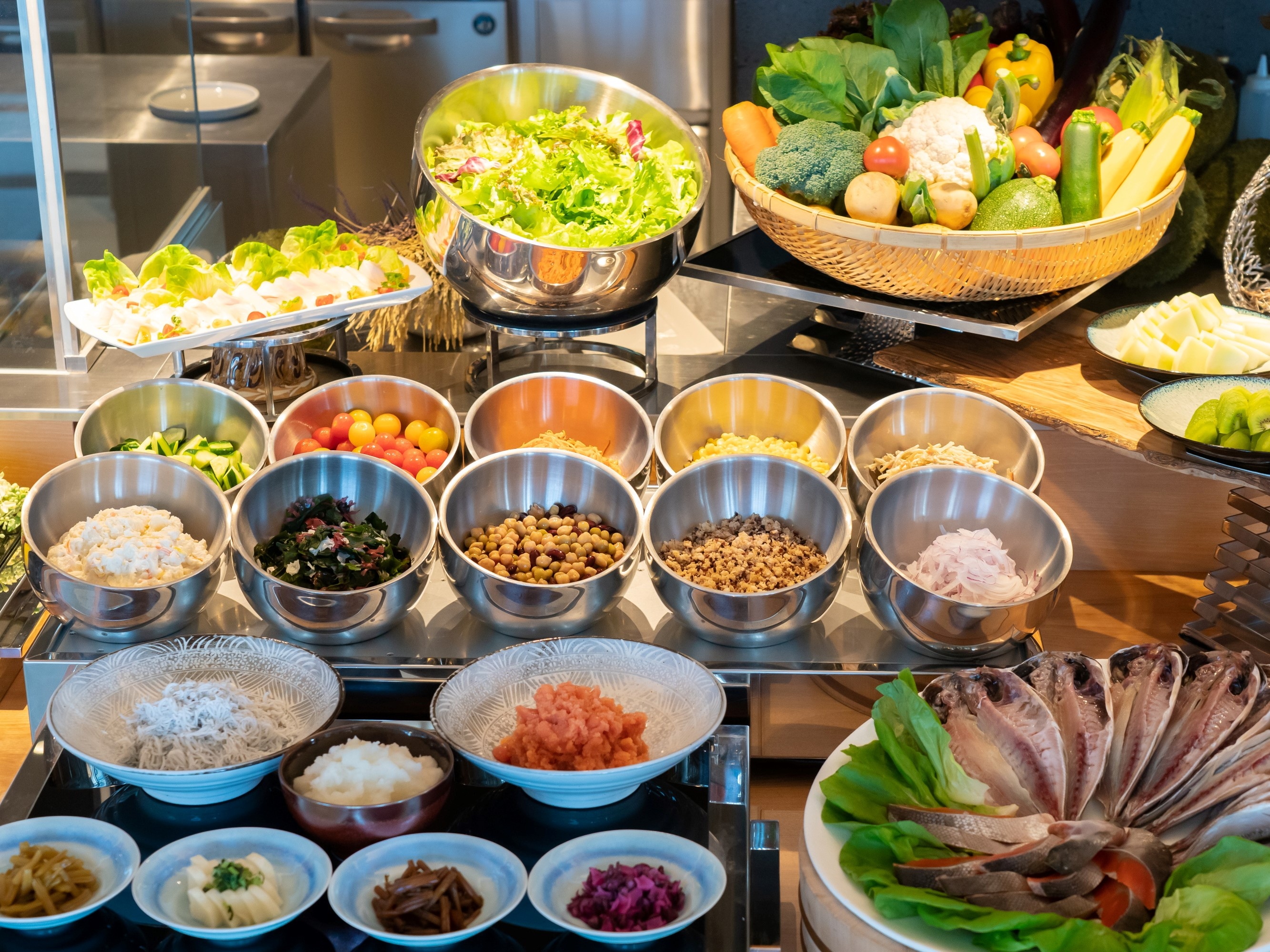 Breakfast buffet *Image