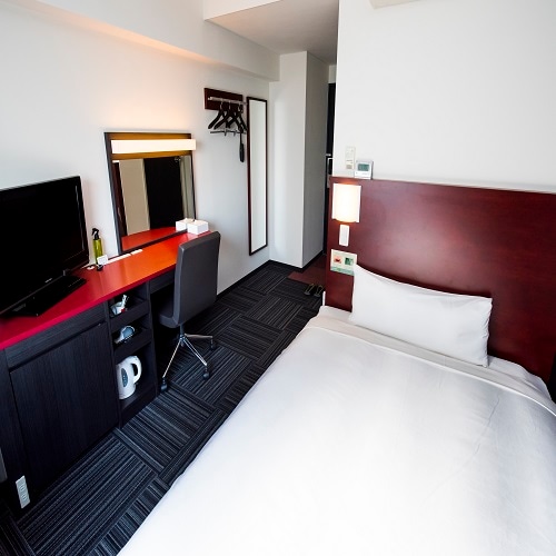 Semi-double room
