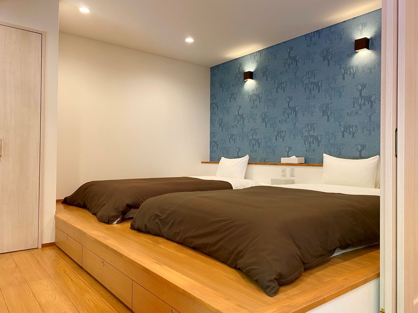 Honors Hill 26 Bedroom (Semi-double x 2)