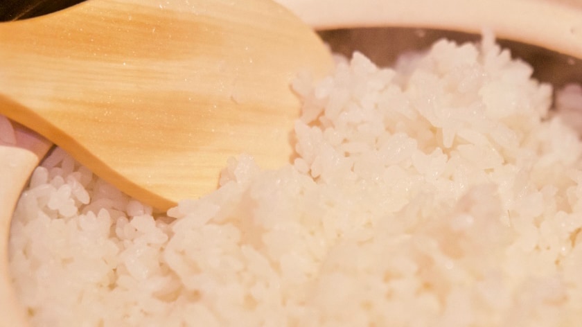 The main dish of a Japanese breakfast is, of course, delicious rice. Locally produced Omi rice, cooked in a clay pot.