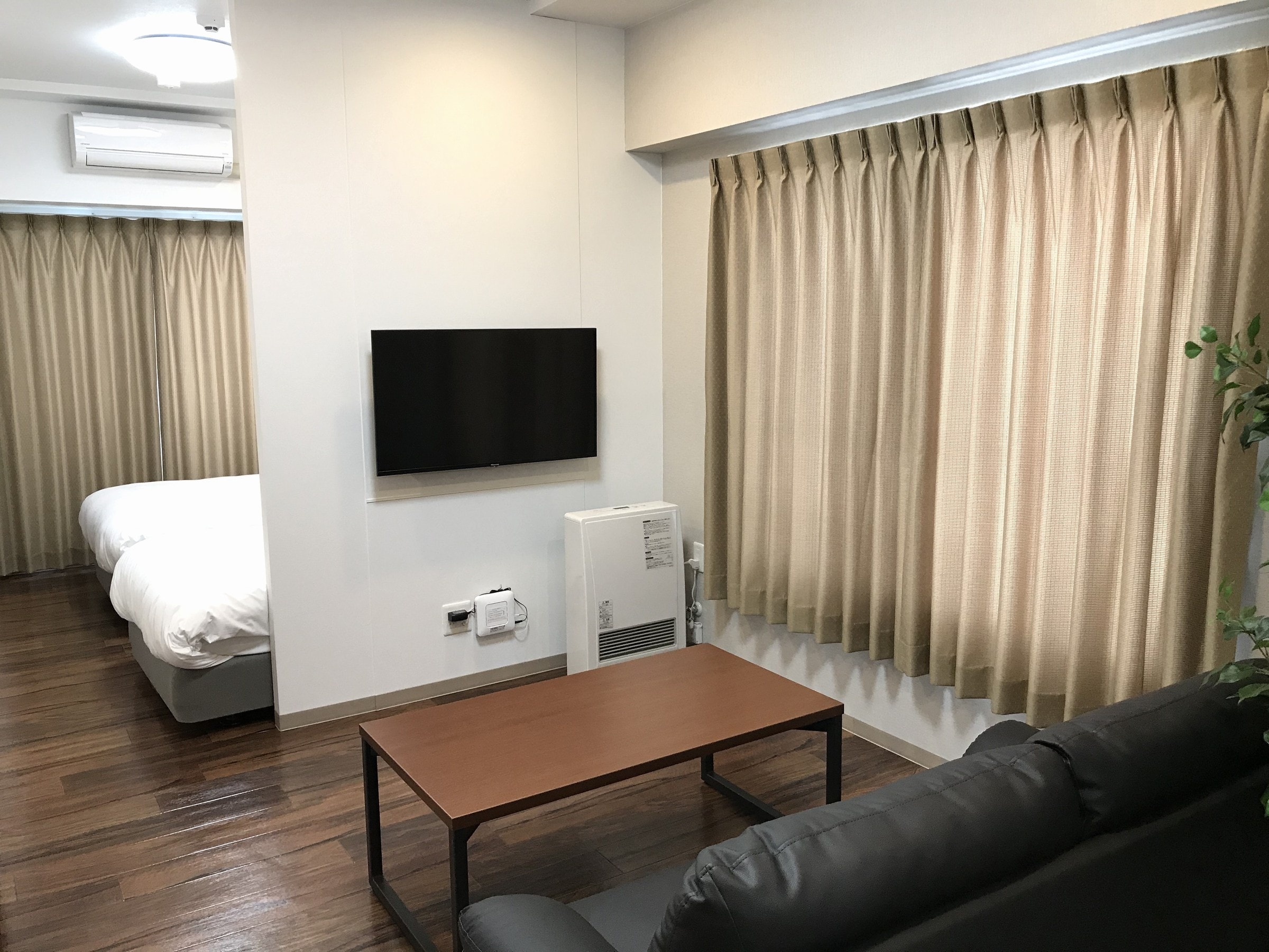 Twin room living room①