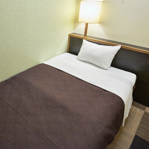 Standard Semi-double Room 13 square meters 124cm