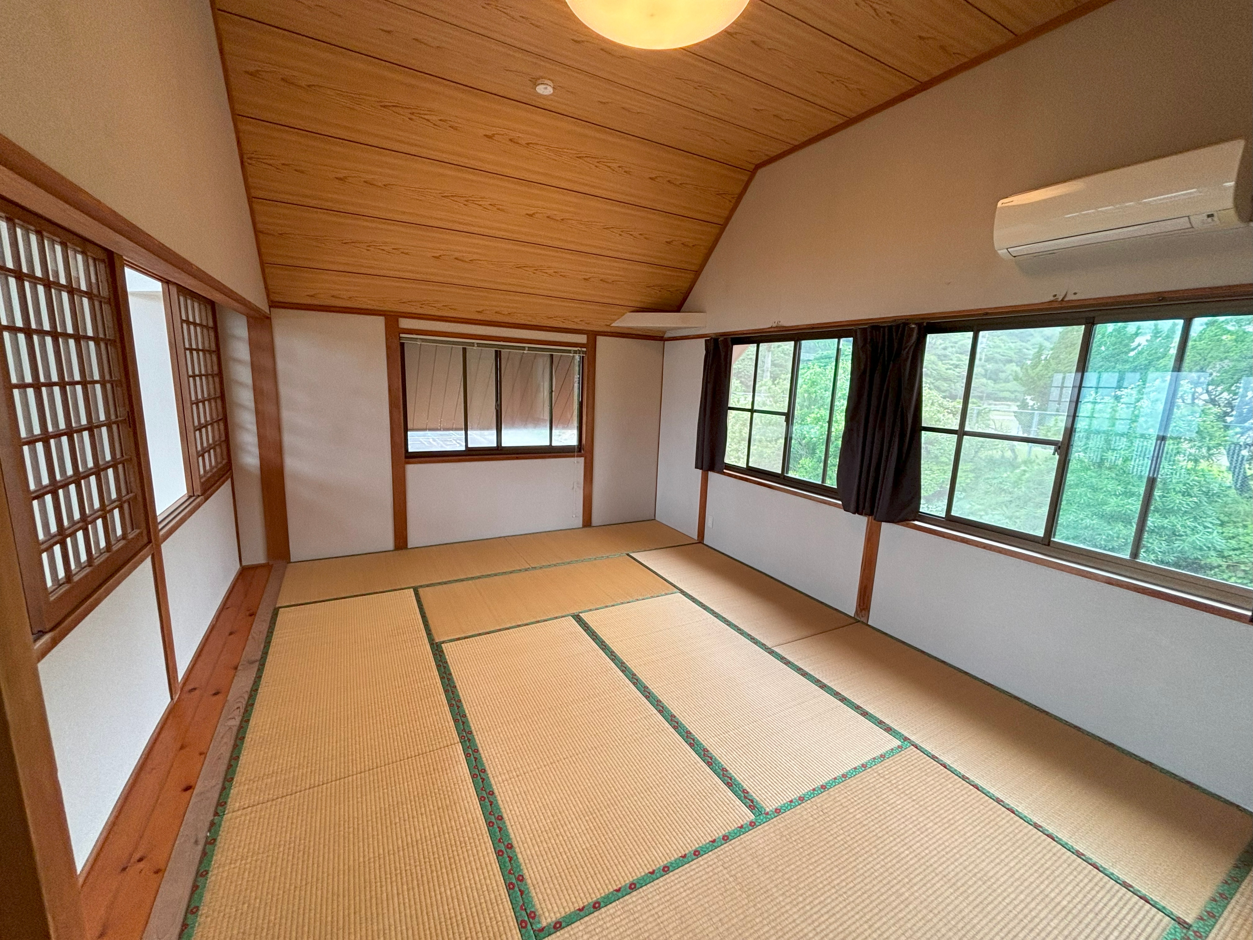 Nhà nhỏ - Phòng kiểu Nhật ở tầng 2