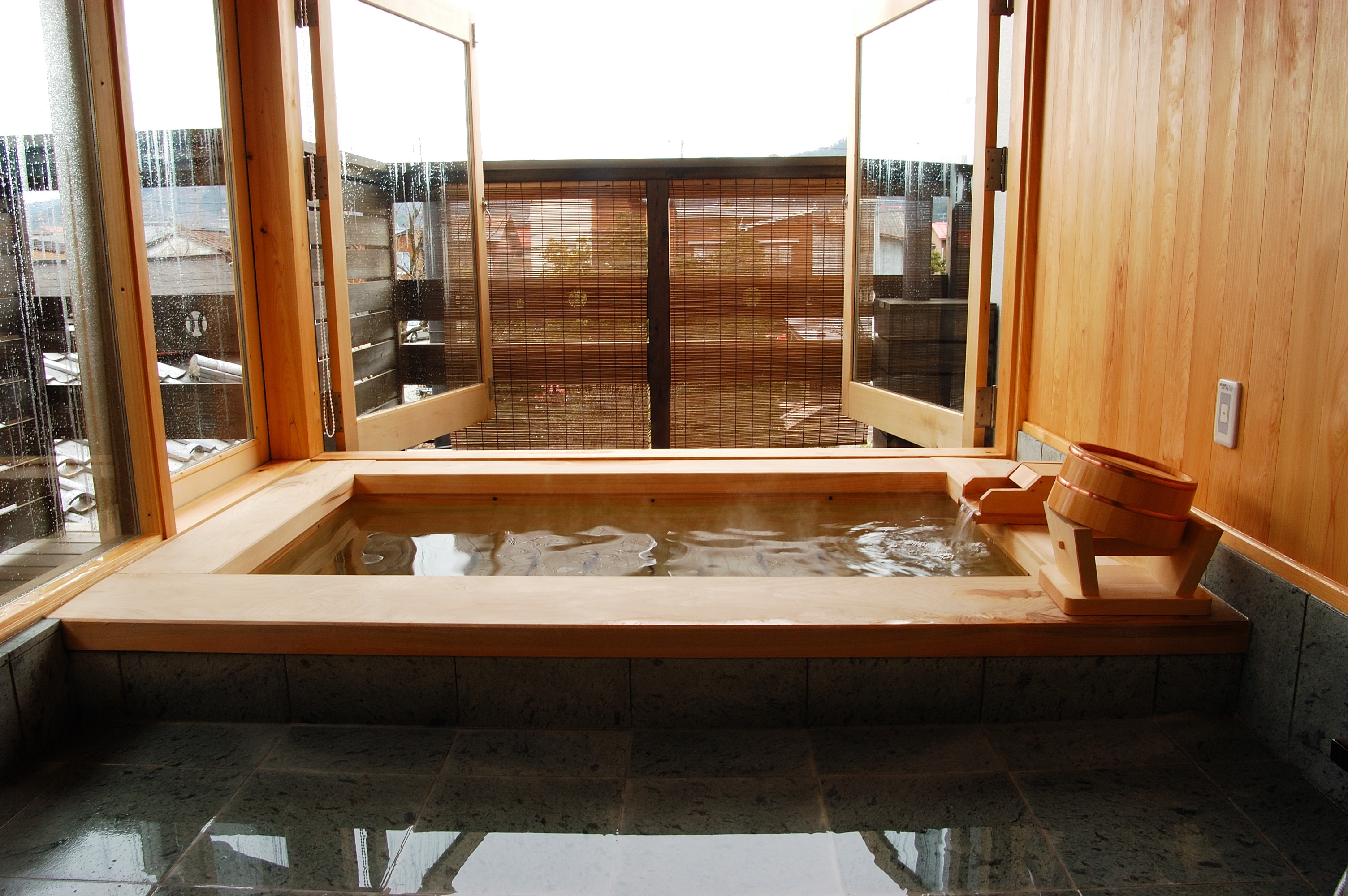 Seika Cypress Bath