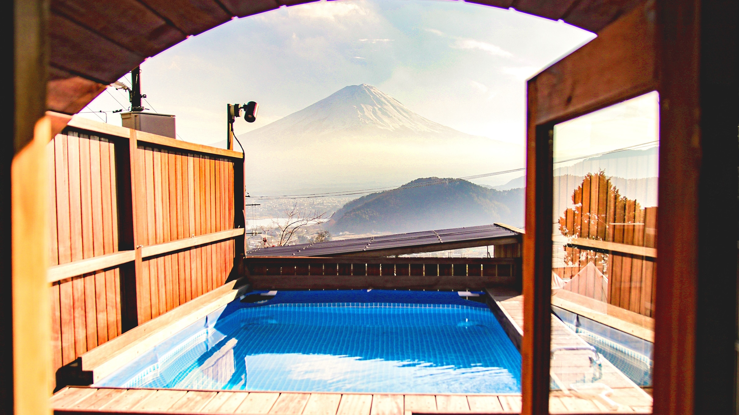 从桑拿房看到的富士山。