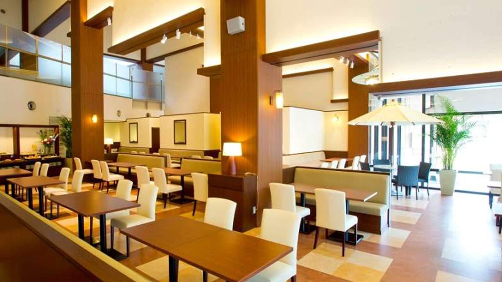 [อาหารอิตาลี] ร้านอาหารหลัก ≪Trattoria SOGNI di SOGNI≫