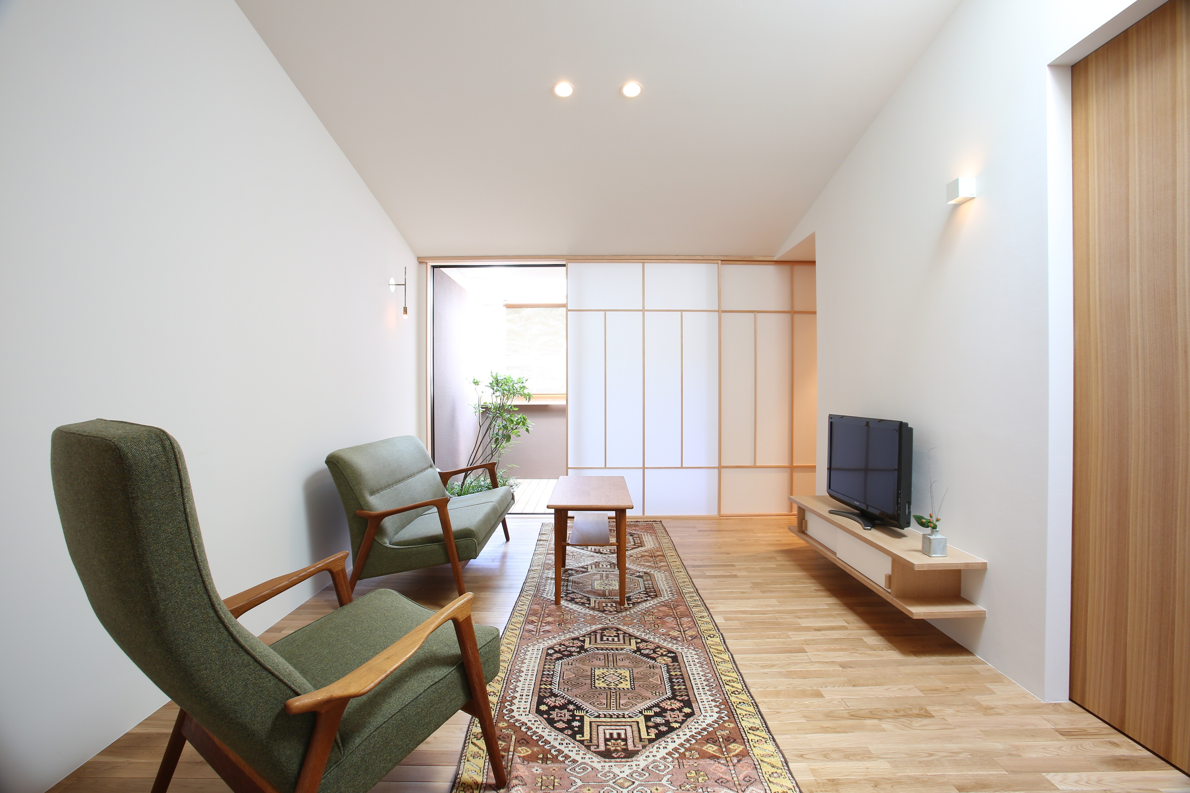 Western-style room on the hot spring town side "Wakakusa"