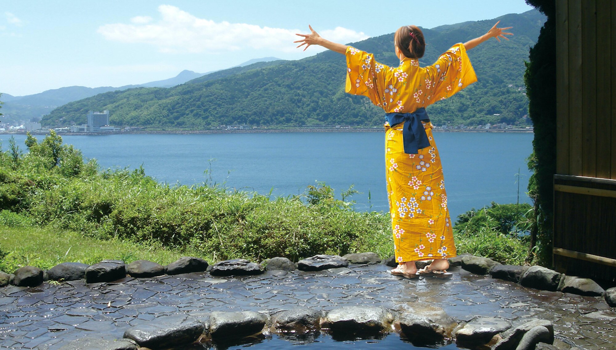 露天浴池歡呼