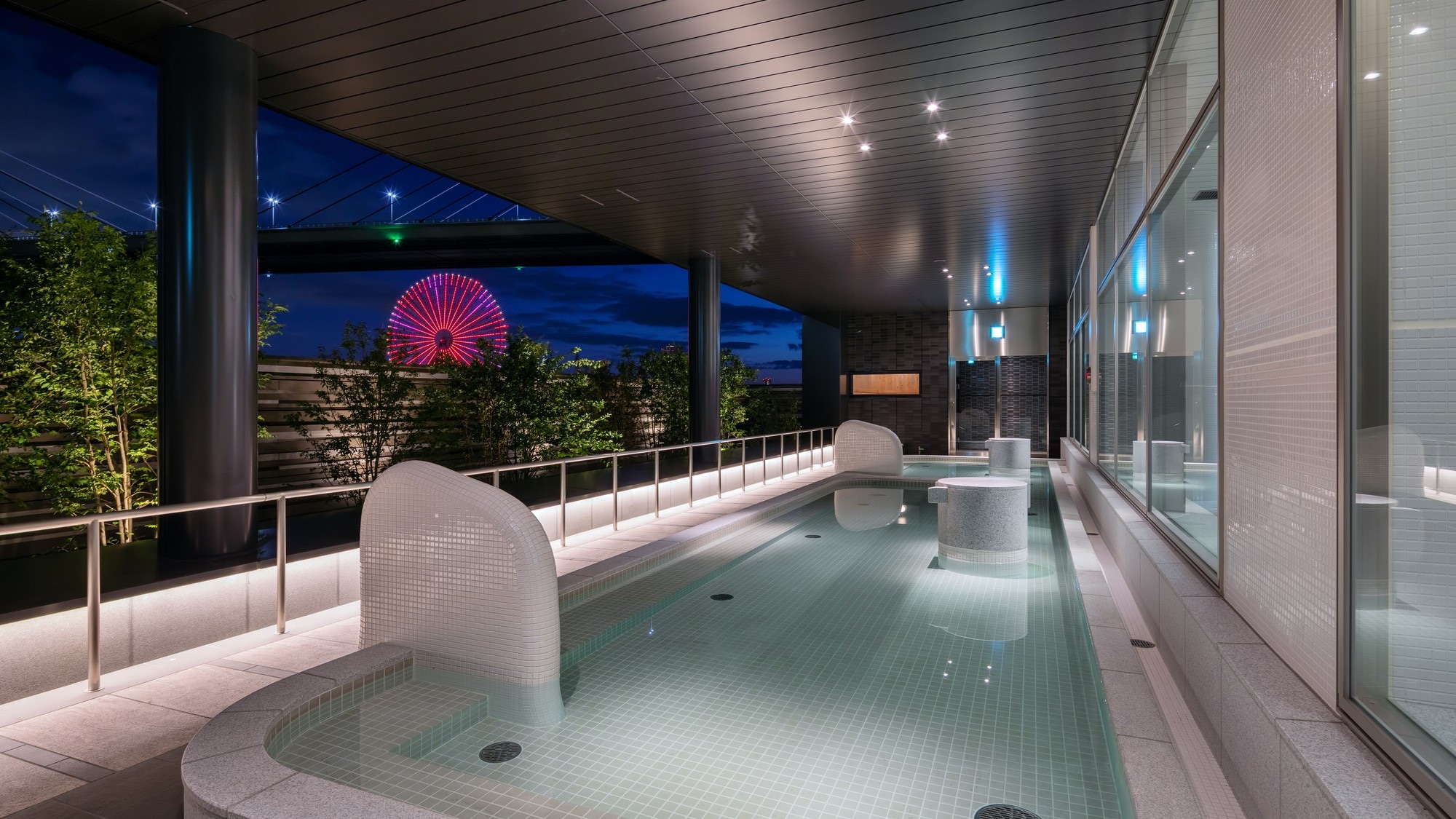 Natural hot spring spa [RIVERSIDE SPA] (men's bath)