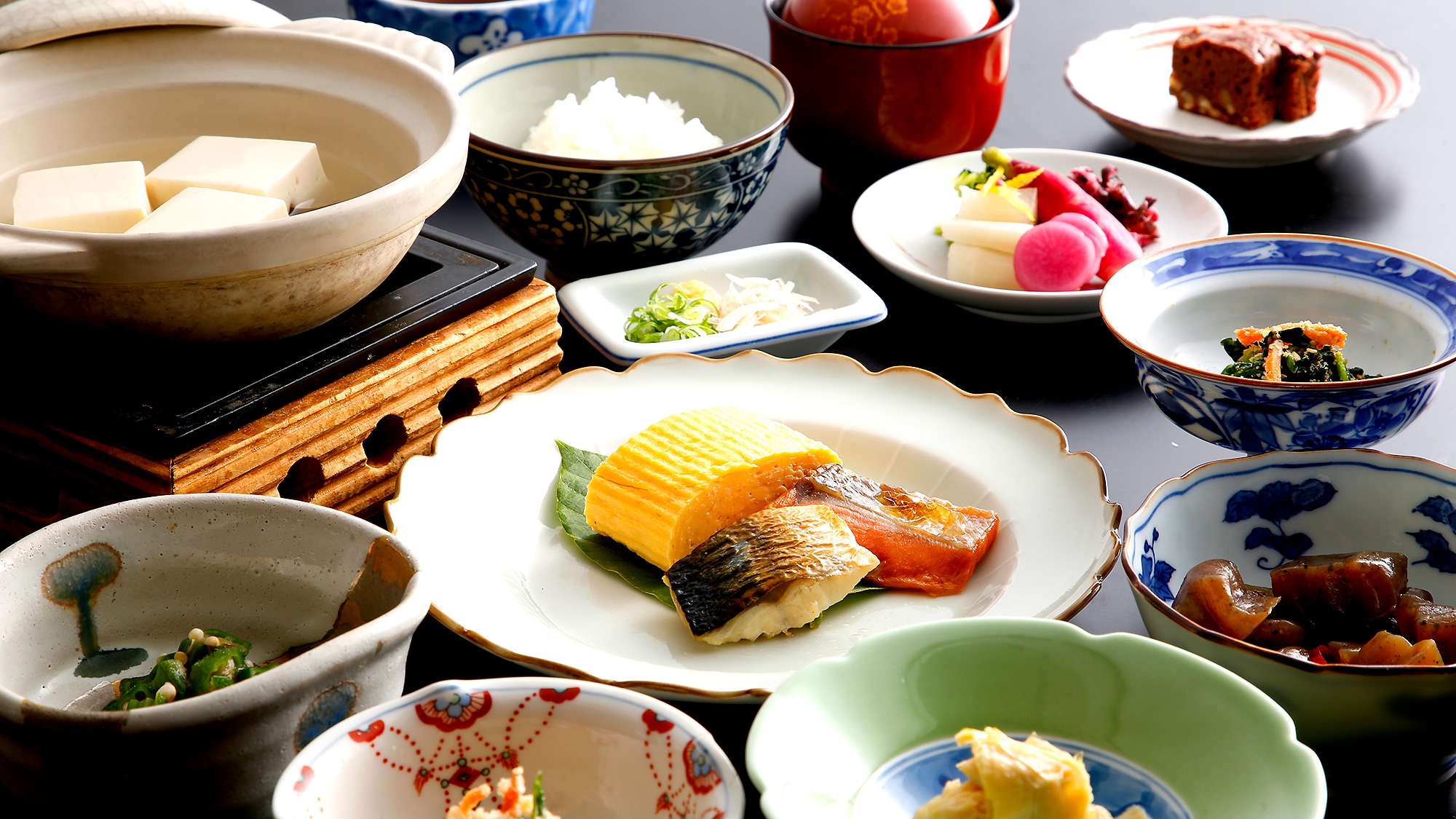 A rich breakfast with traditional Sagano tofu
