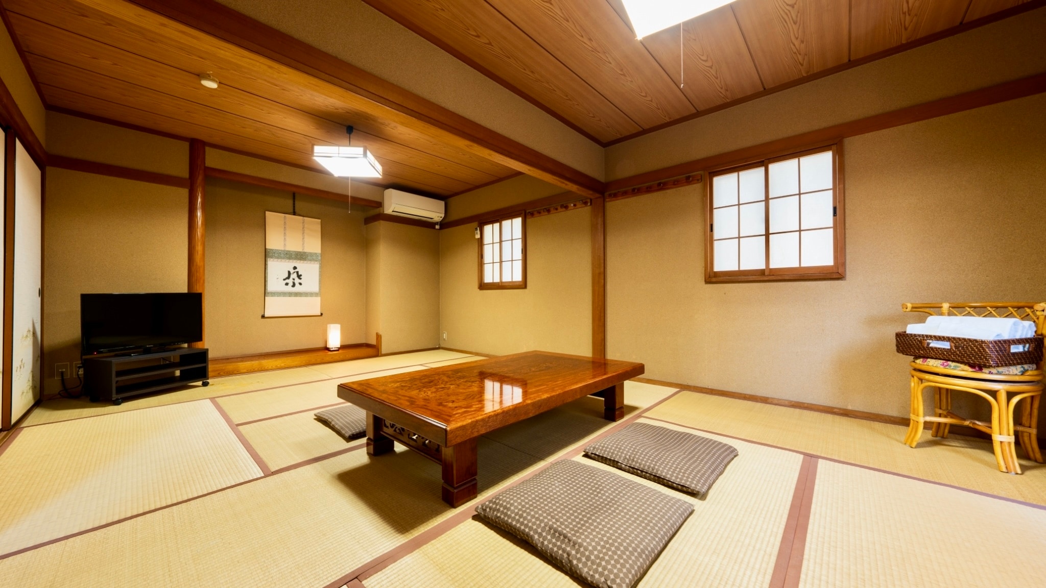 Kamar bergaya Jepang (12 tikar tatami)
