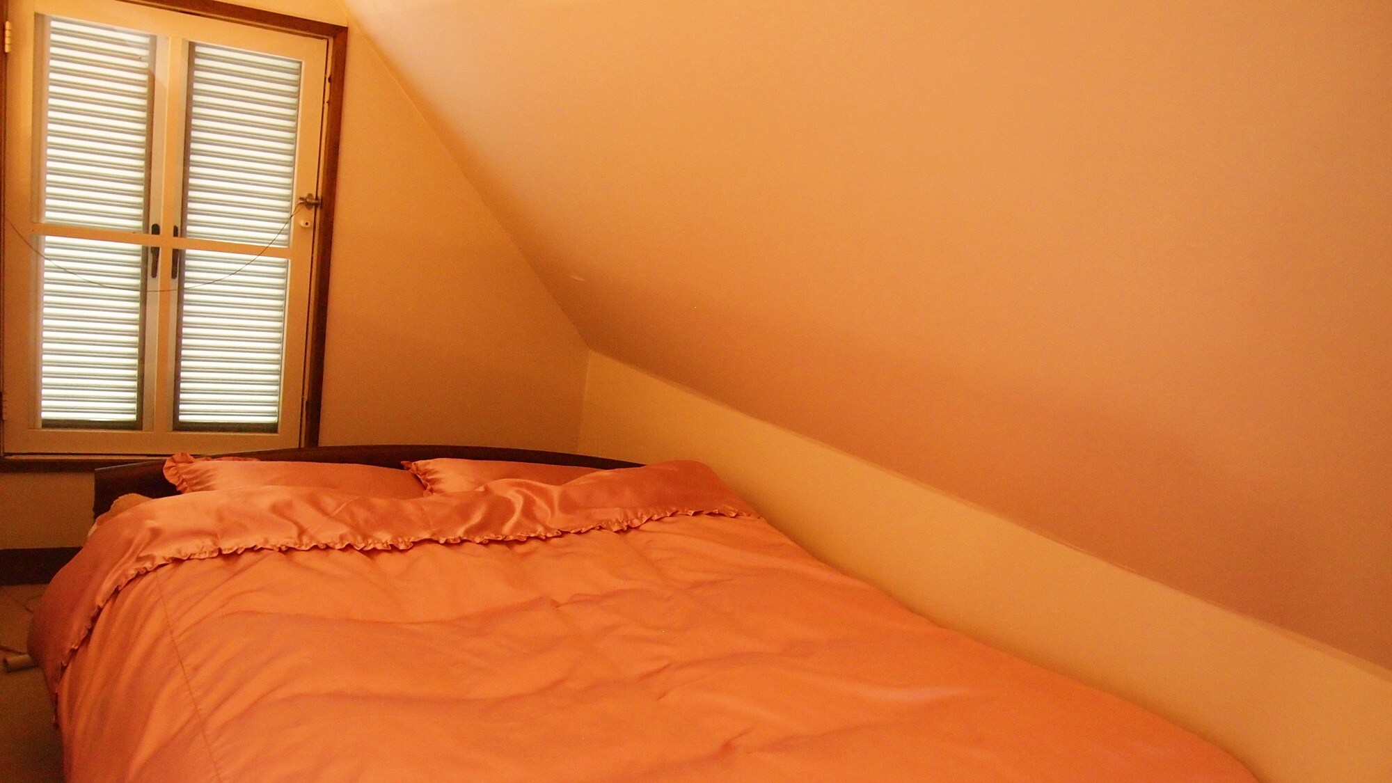 * [Example in the hall] Bedroom