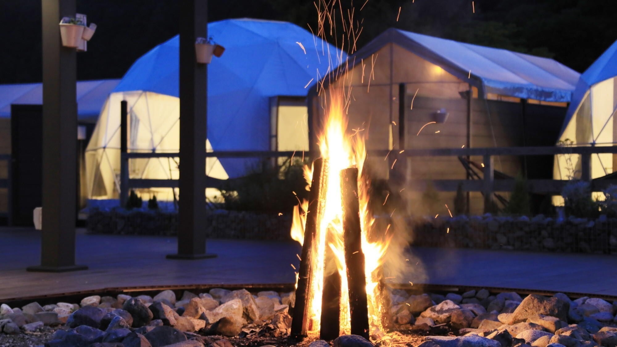 [Zona Glamping] Api unggun, momen nyaman