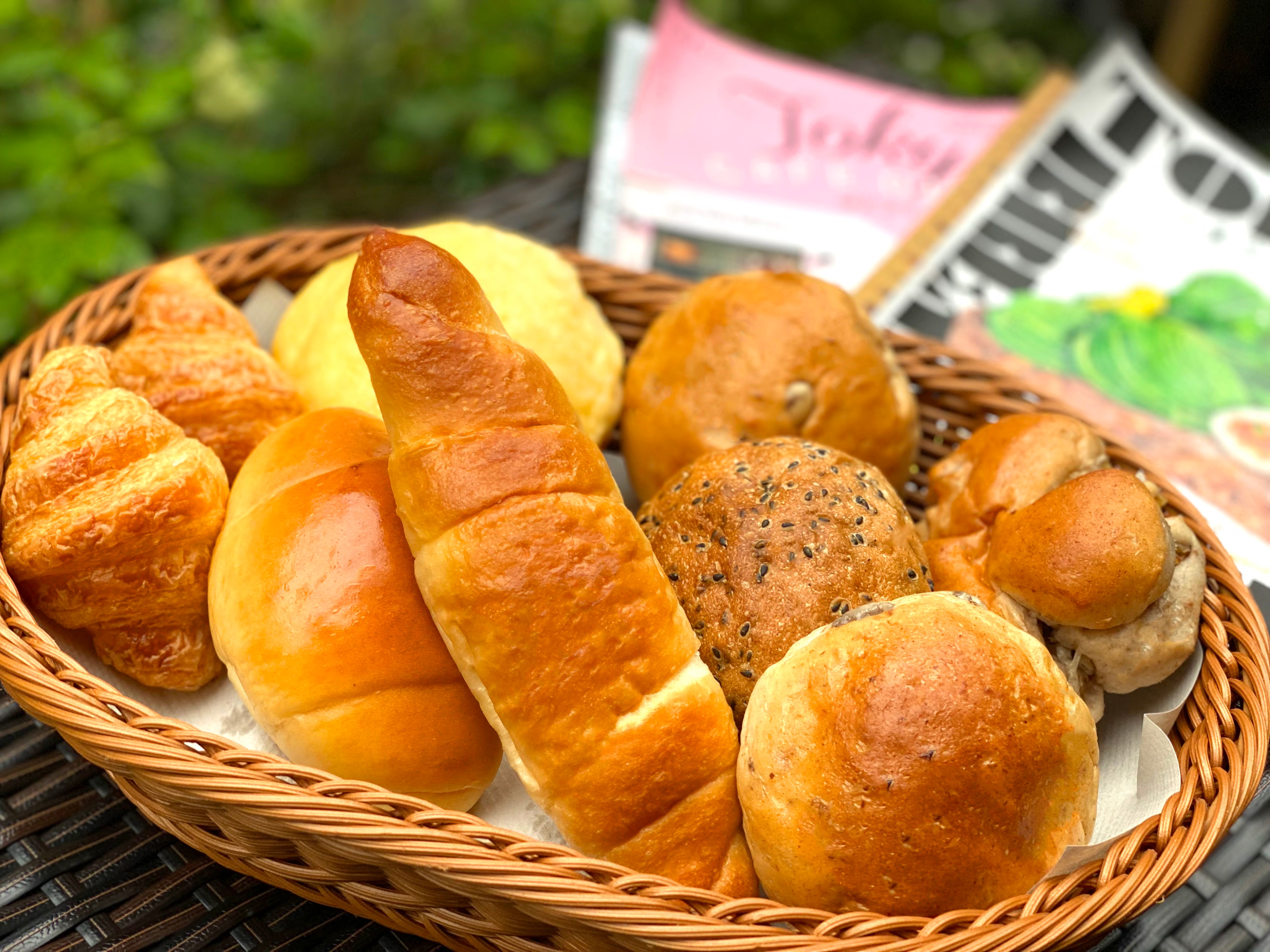 Light breakfast: bread
