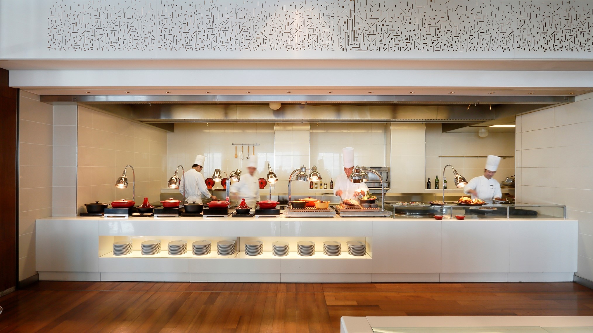19th floor live kitchen "COOKA"