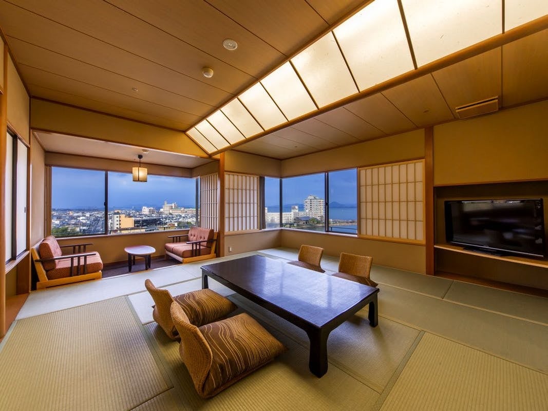 [Tsukishintei-Higher floor] -Relaxing in the magnificent scenery [No smoking]