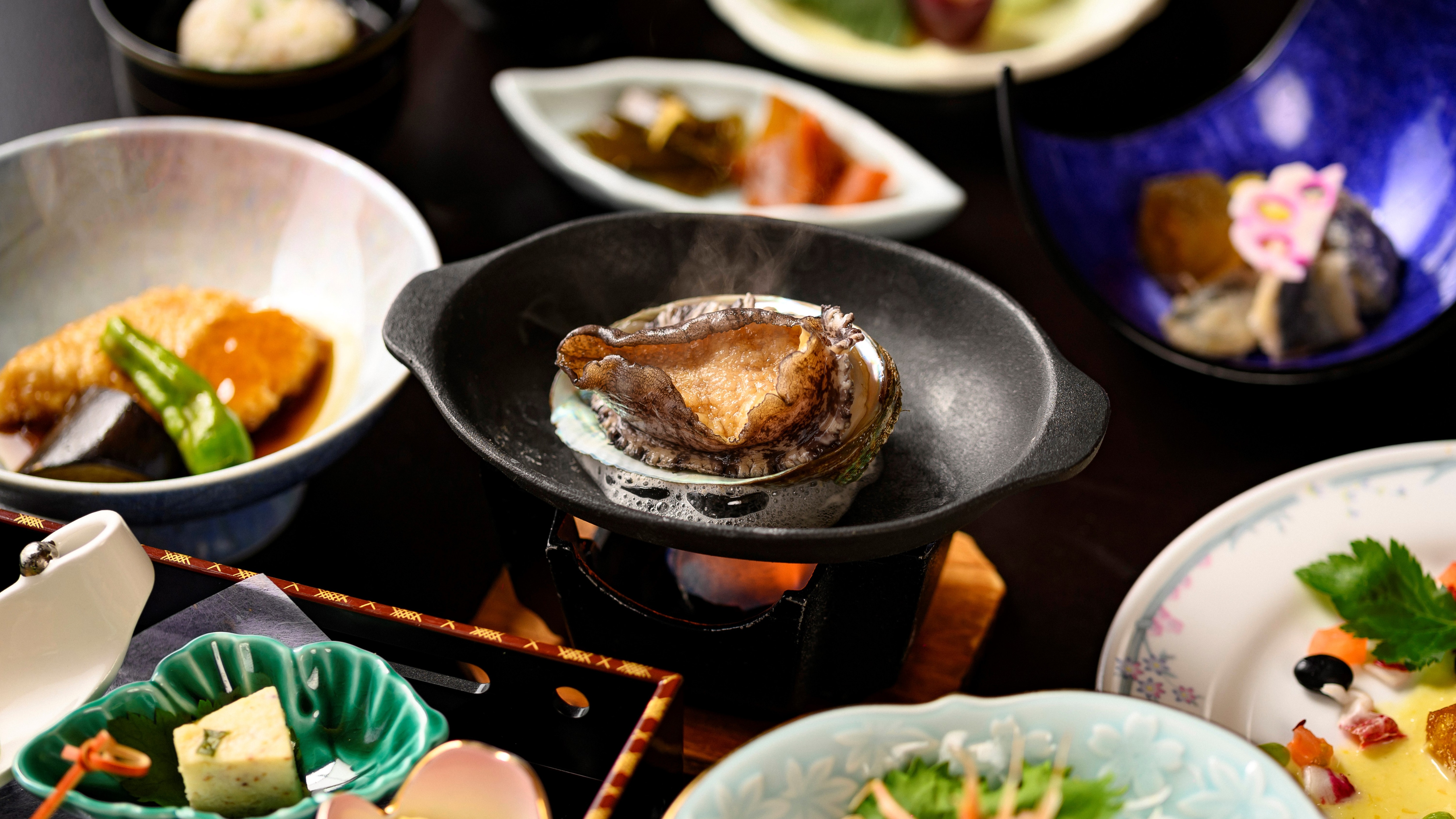 Abalone dance grilled seafood set image (example)