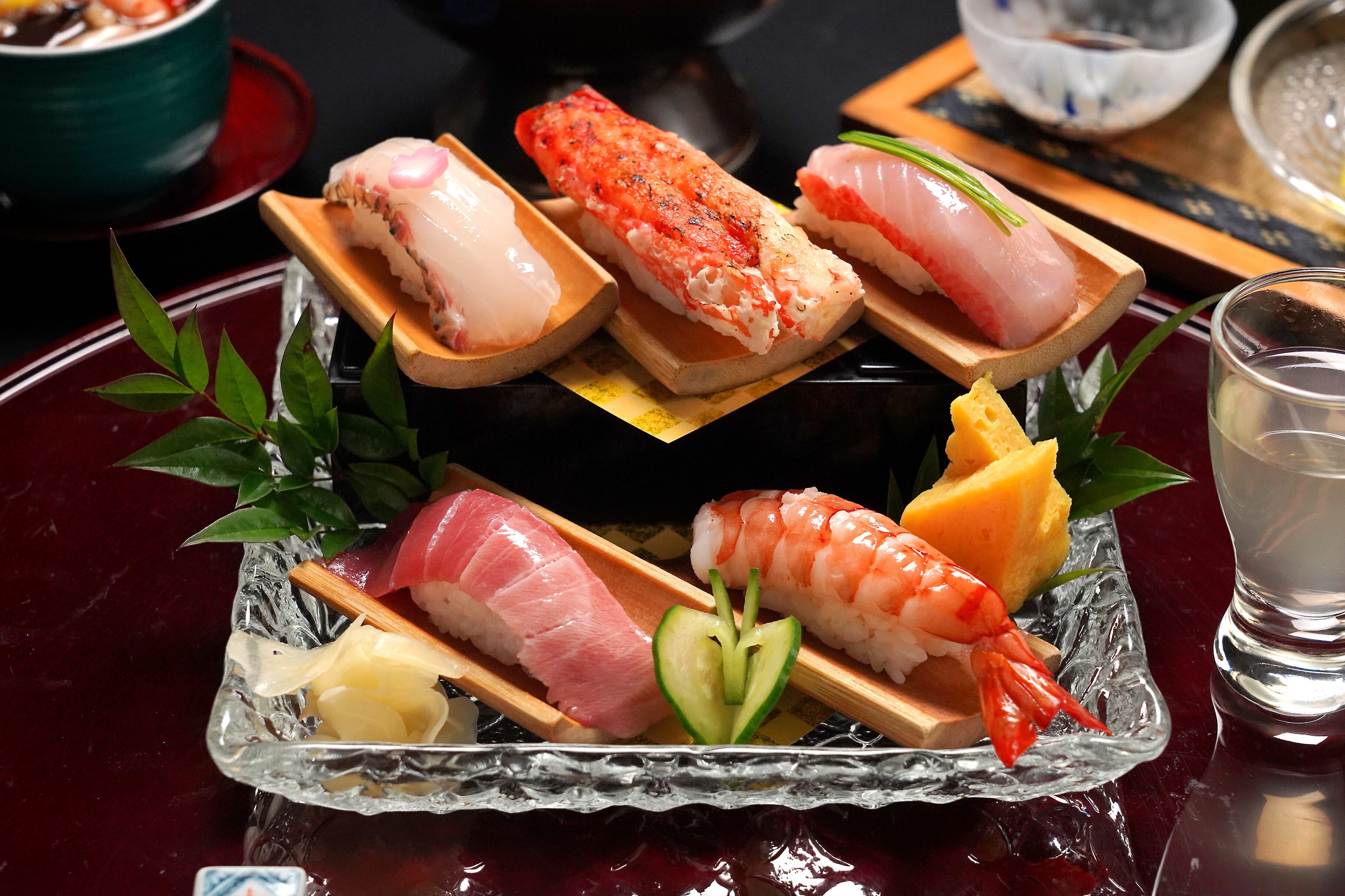 5 pieces of nigiri sushi