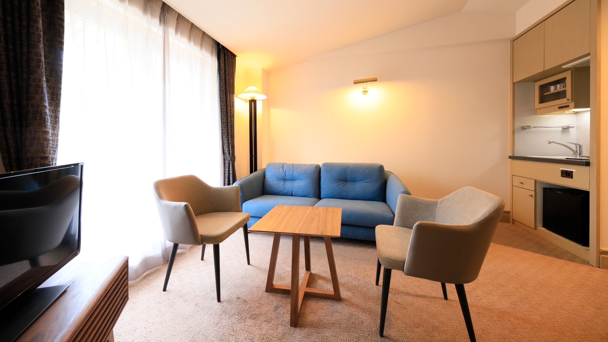 [Western-style maisonette room]