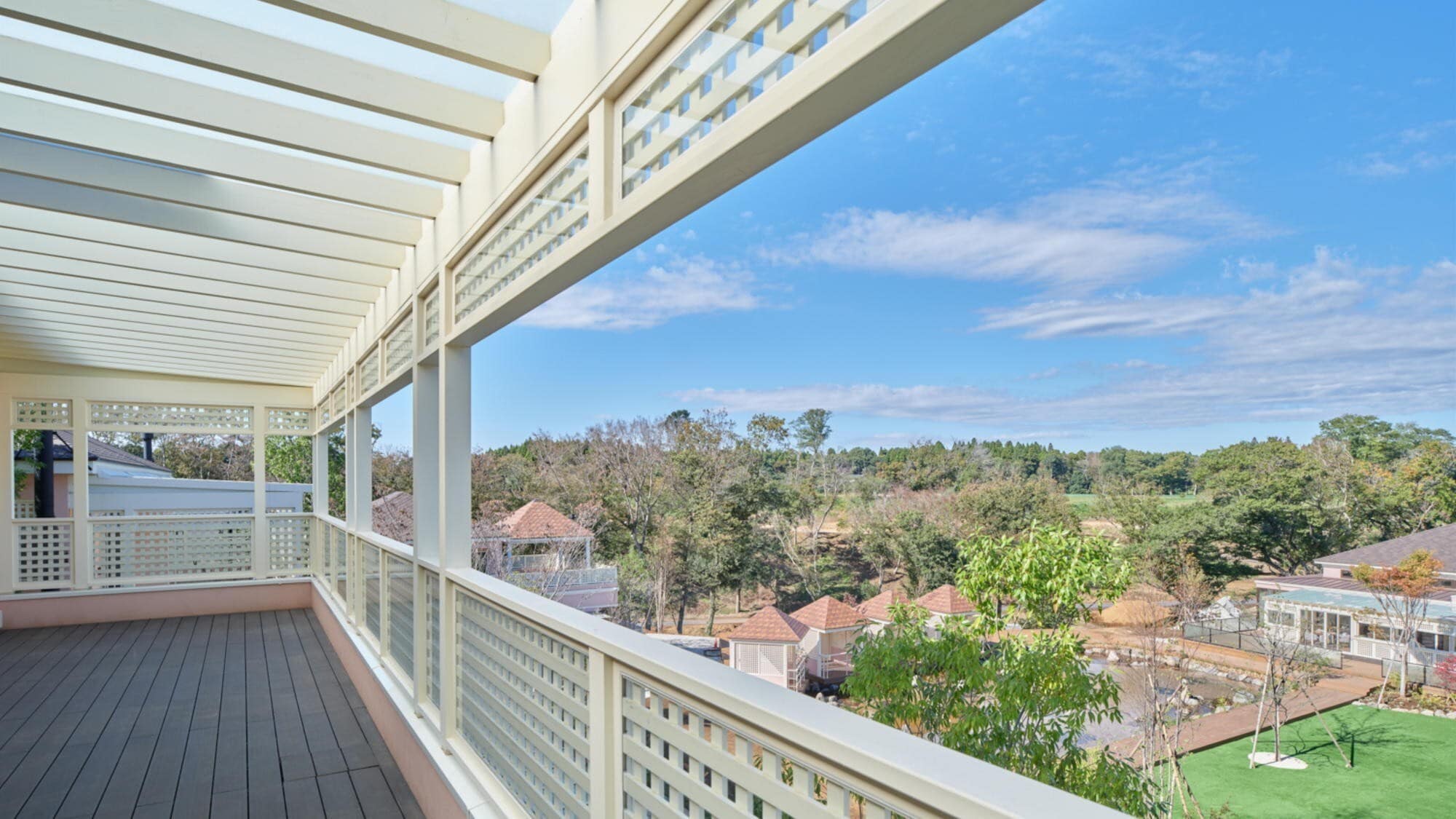 [Deluxe Suite 121m2] Terrace overlooking the Koyaru River