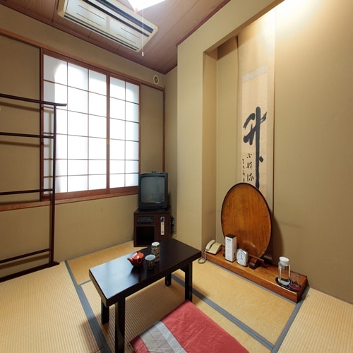 Japanese-style room (6 tatami mats)