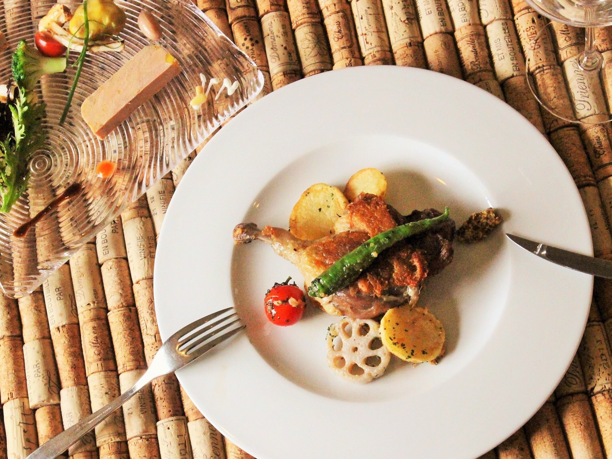 Delicious wine and Minamiboso French cuisine