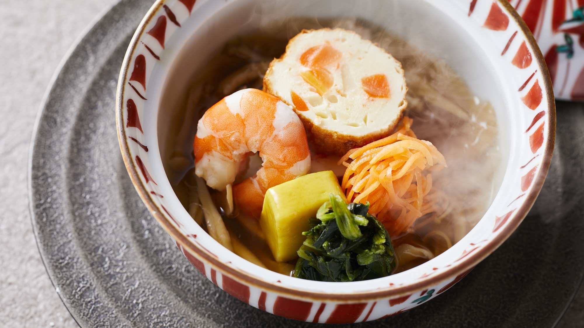 【时令怀石料理】秋季（2026年9月-11月）蒸菜：荷式焖萩新庄（鱼饼），淋上吉野葛根菇酱