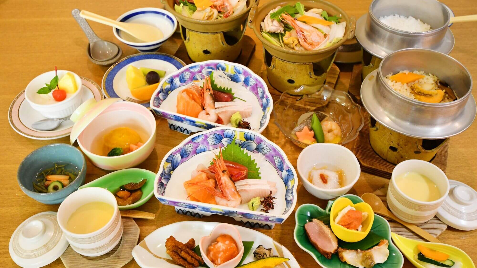 [Couple's Meal Plan] No need to worry about different tastes! Enjoy two different dishes from appetizers to desserts in this luxurious 10-course meal.