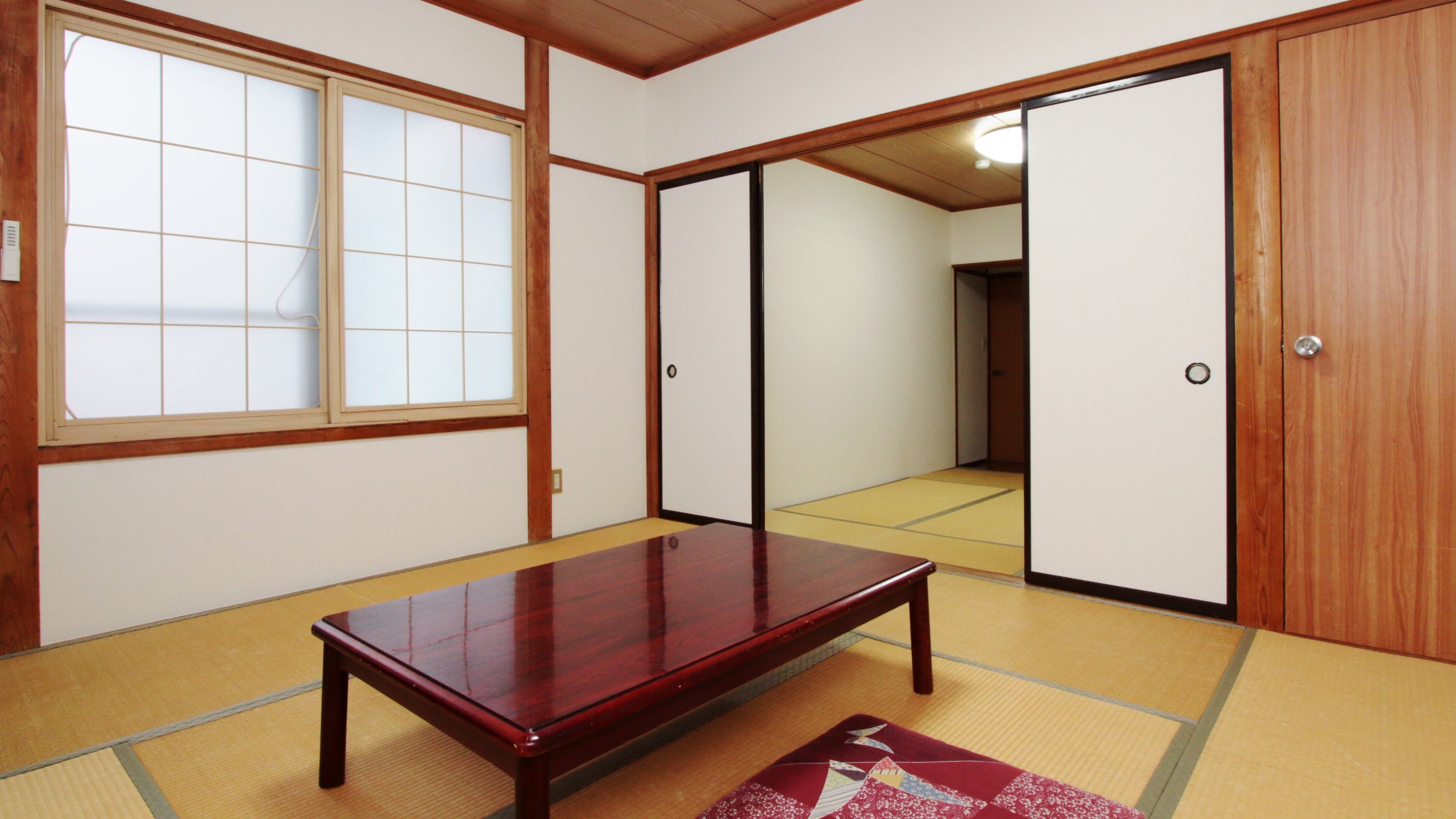 [Kamar tamu] 12 tikar tatami (Madarao)