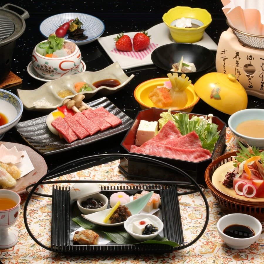 Enjoy beef shabu-shabu and steak! Our most popular "delicious banquet dishes"