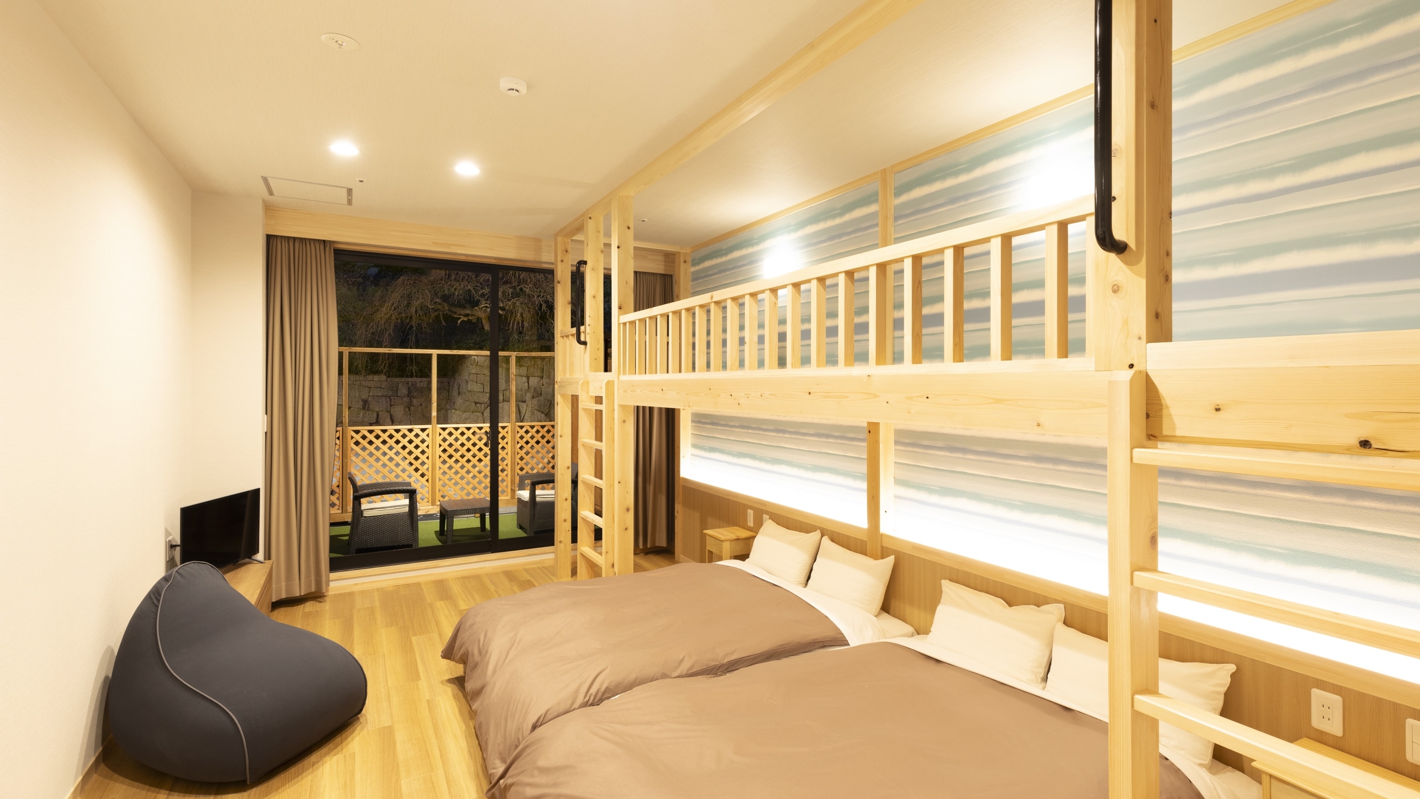 Superior Western-style Fourth Loft Room *An example of a guest room
