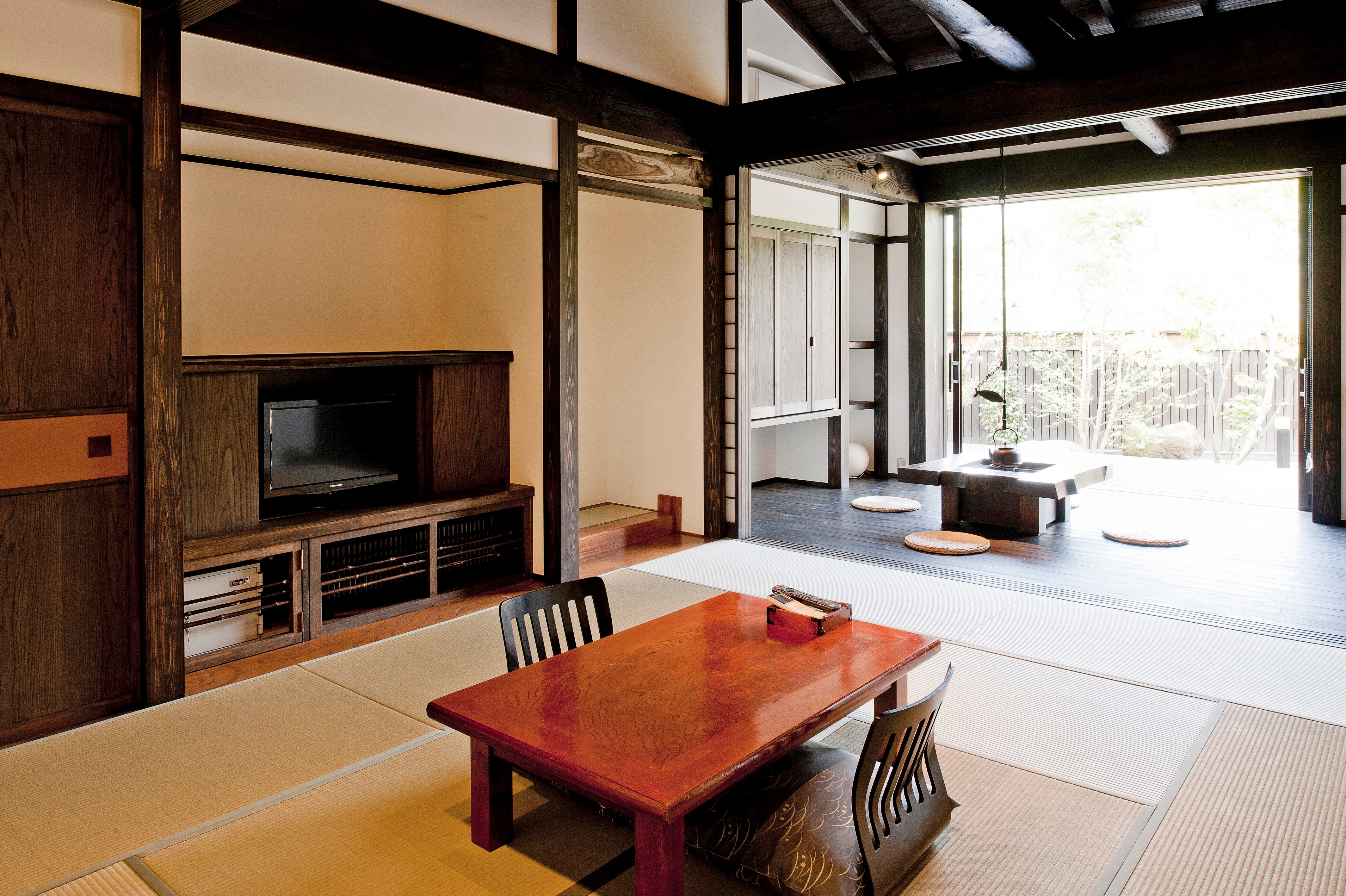 1st floor detached Japanese style room with bath