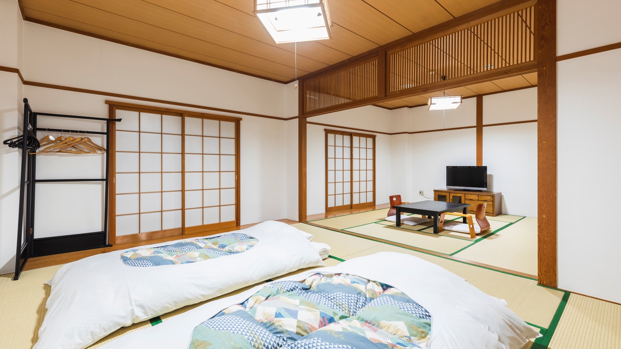 [Japanese-style room] A pure Japanese-style room with a feeling of openness. Please enjoy the calm "Japanese" space.