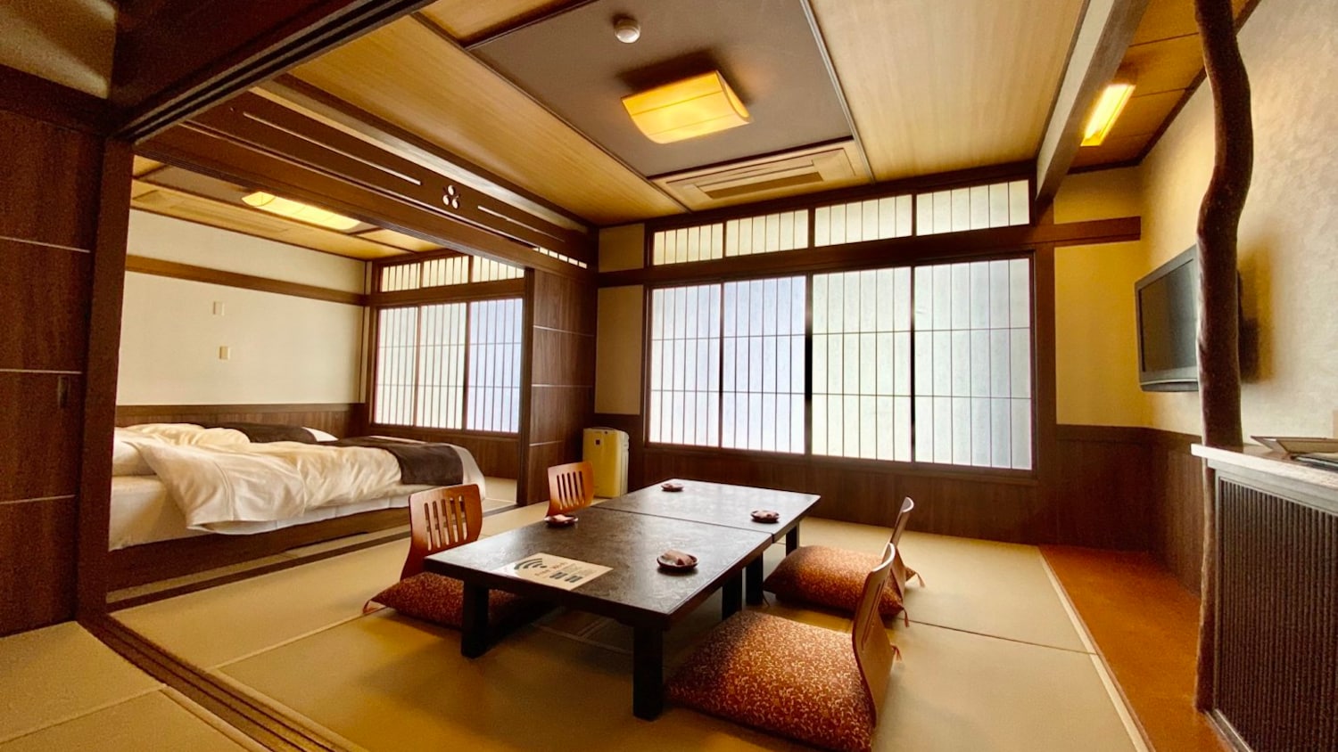 <Renewed in May 2023> Dog-friendly room (8 tatami twin + 8 tatami + 6 tatami)