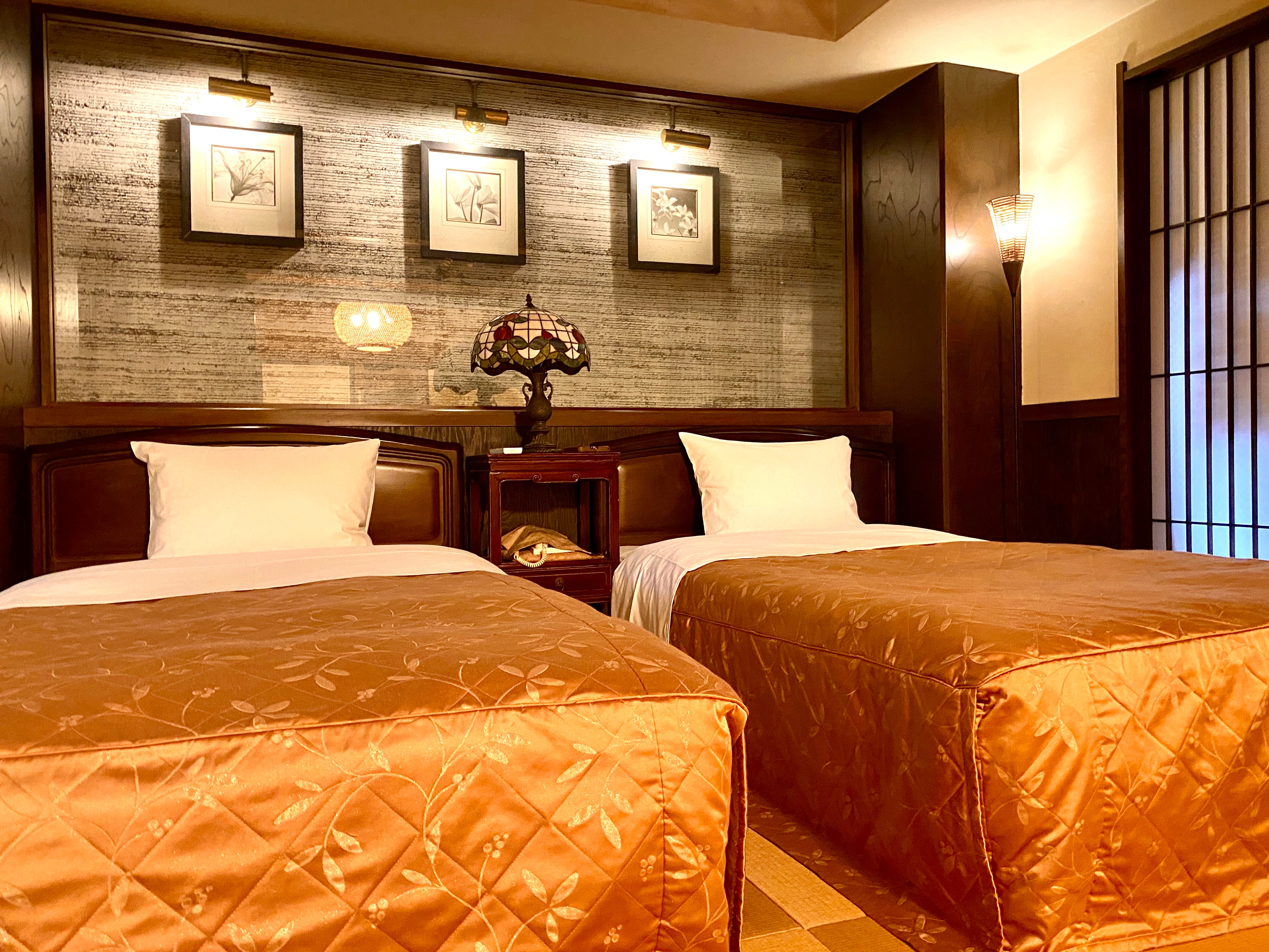 [Zabō] Okinaso Japanese-style room (8 tatami mats + 8 tatami mats) with open-air bath