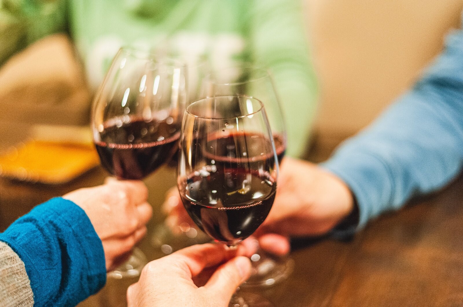 Cheers with like-minded friends