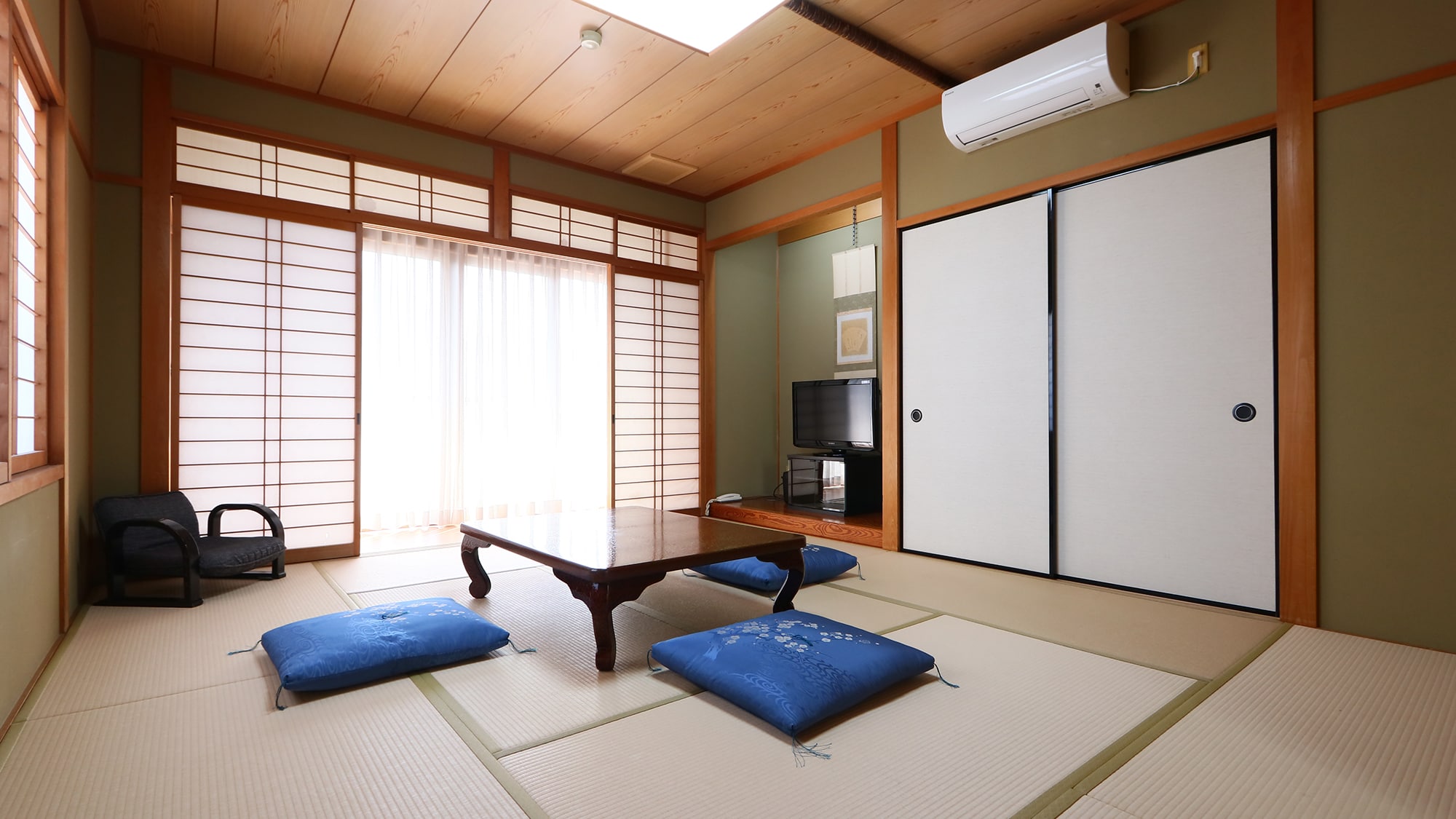新館日式房間 〇客房之一，10張榻榻米的日式房間