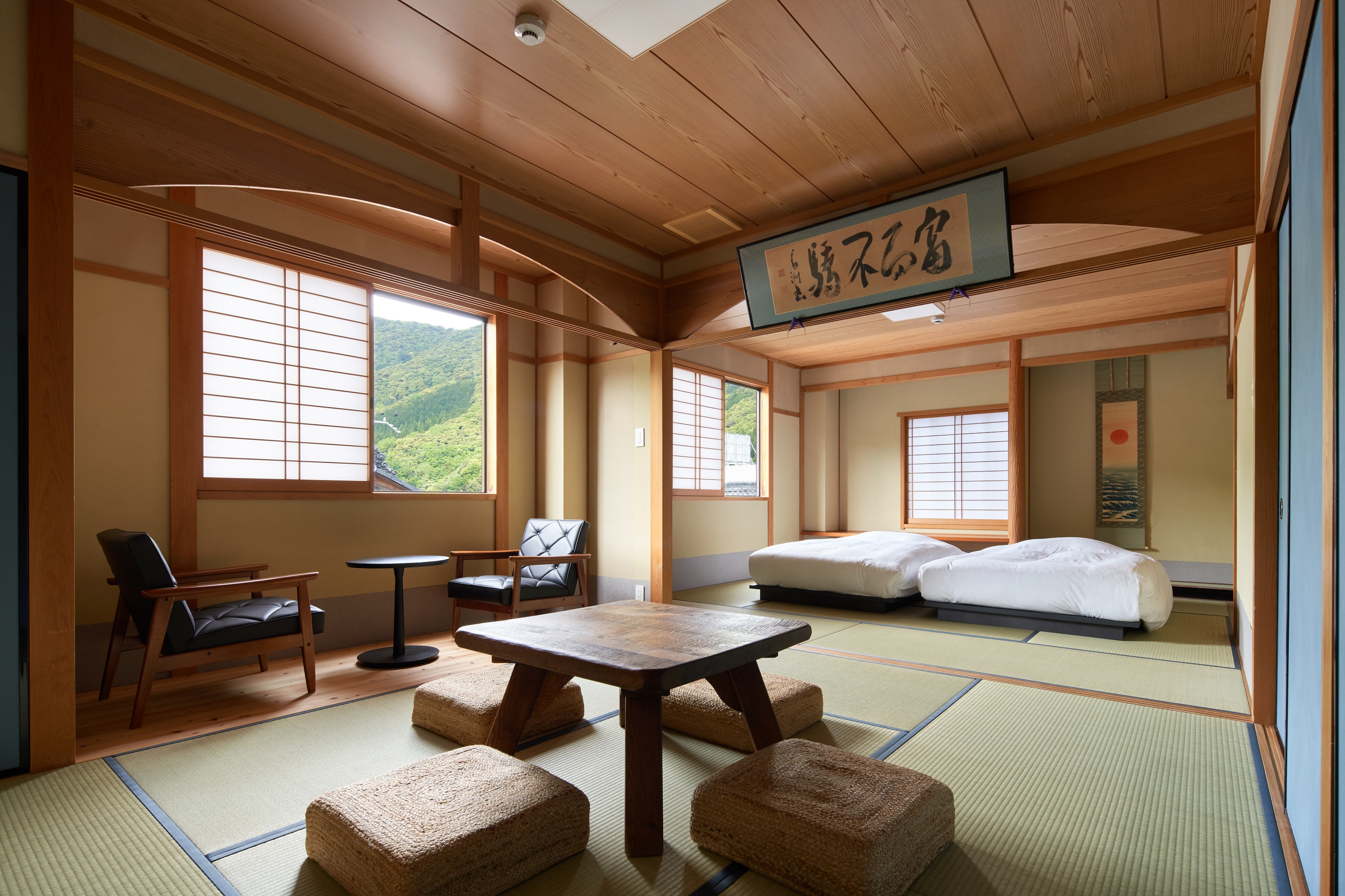 日式客房【别馆】豪华双床房/村景/带浴缸（221室、321室）
