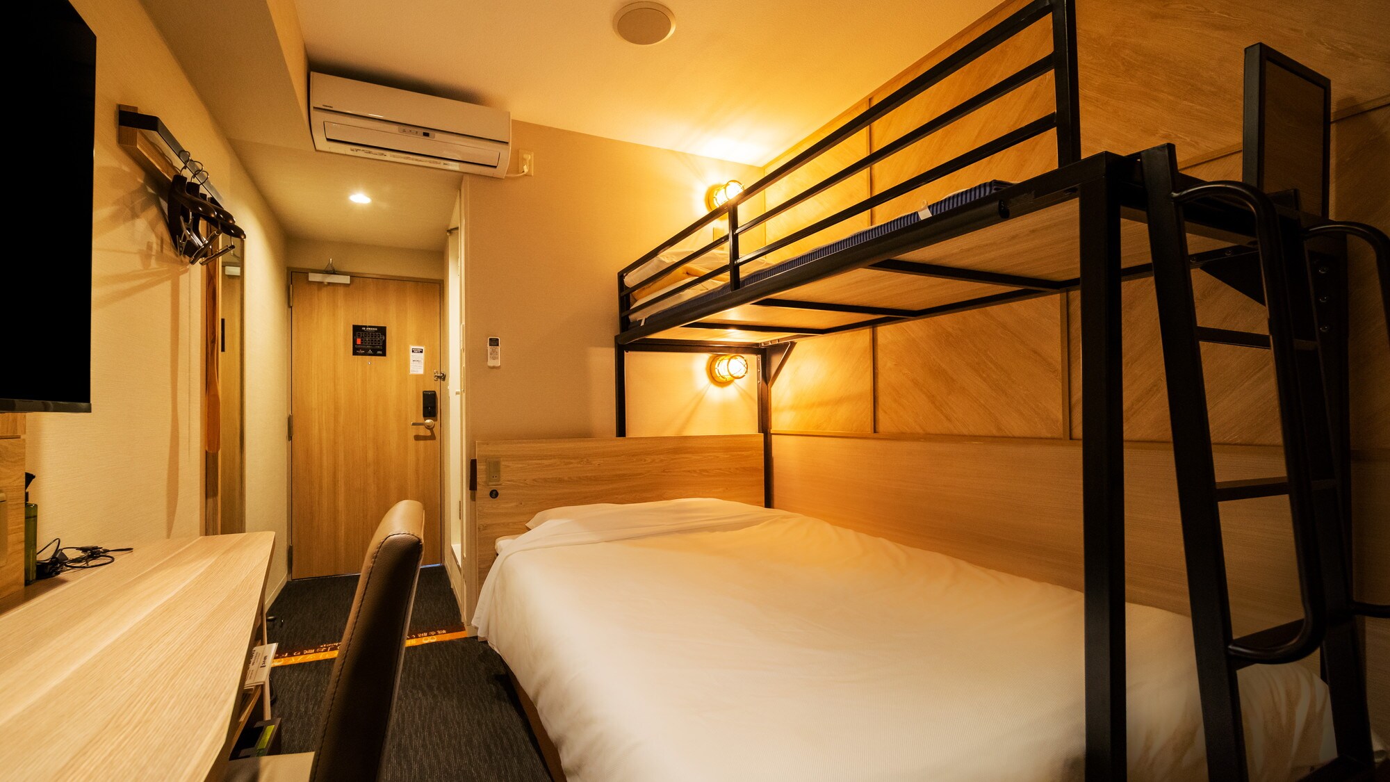 Giường đôi và giường tầng