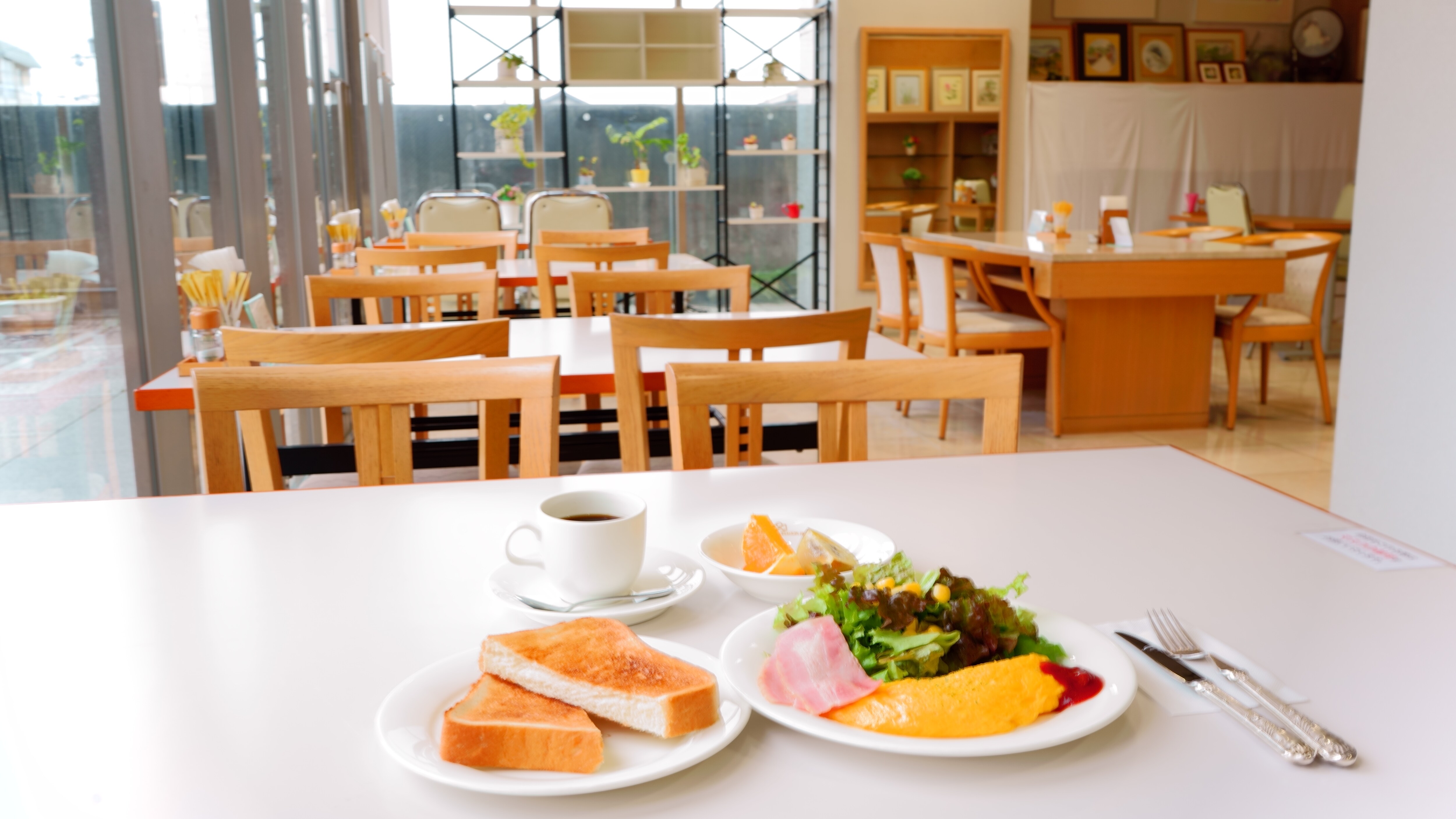1st floor breakfast lounge