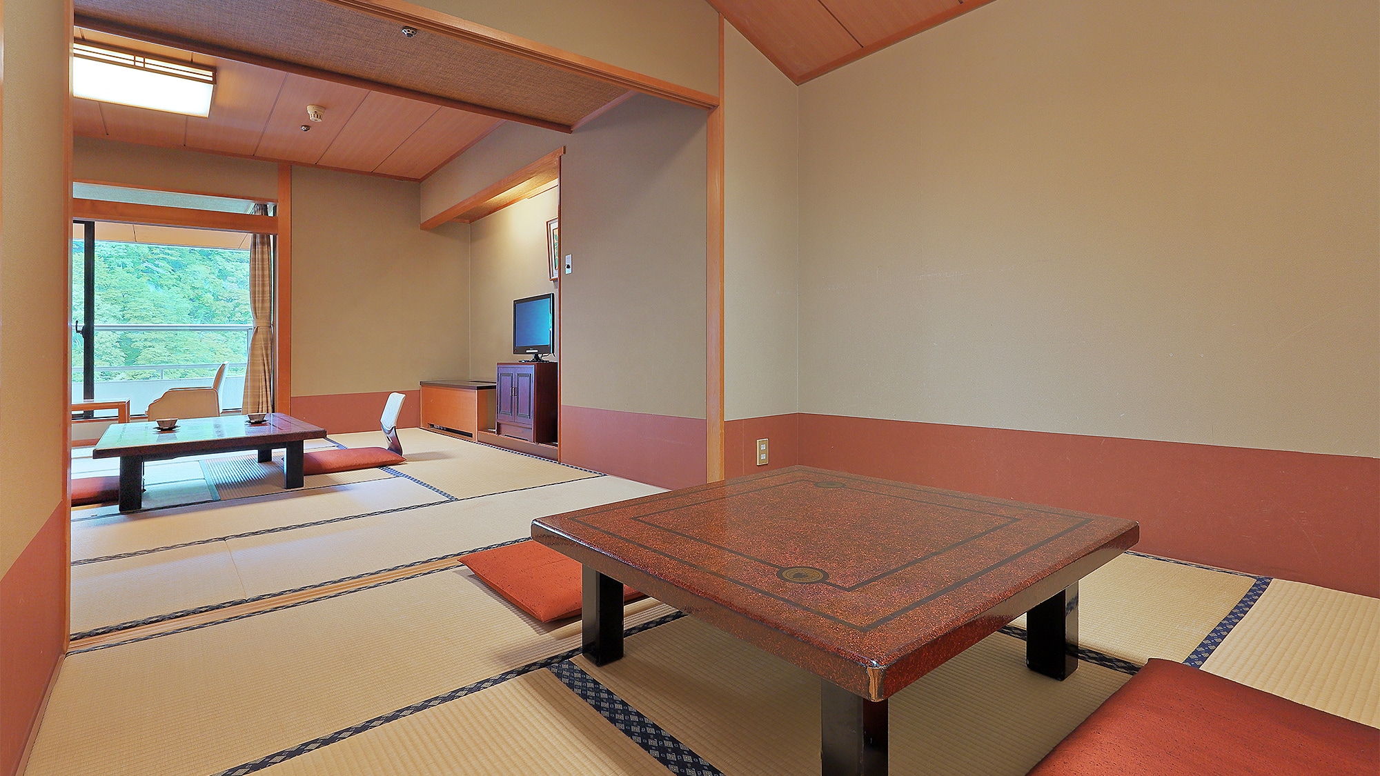[10th floor - 14th floor Japanese style room] 12.5 tatami + 4.5 tatami room