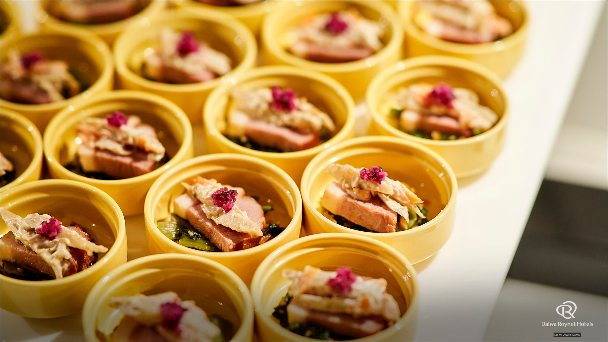 First of all, a lot of original dishes will fascinate you with their appearance ♪
