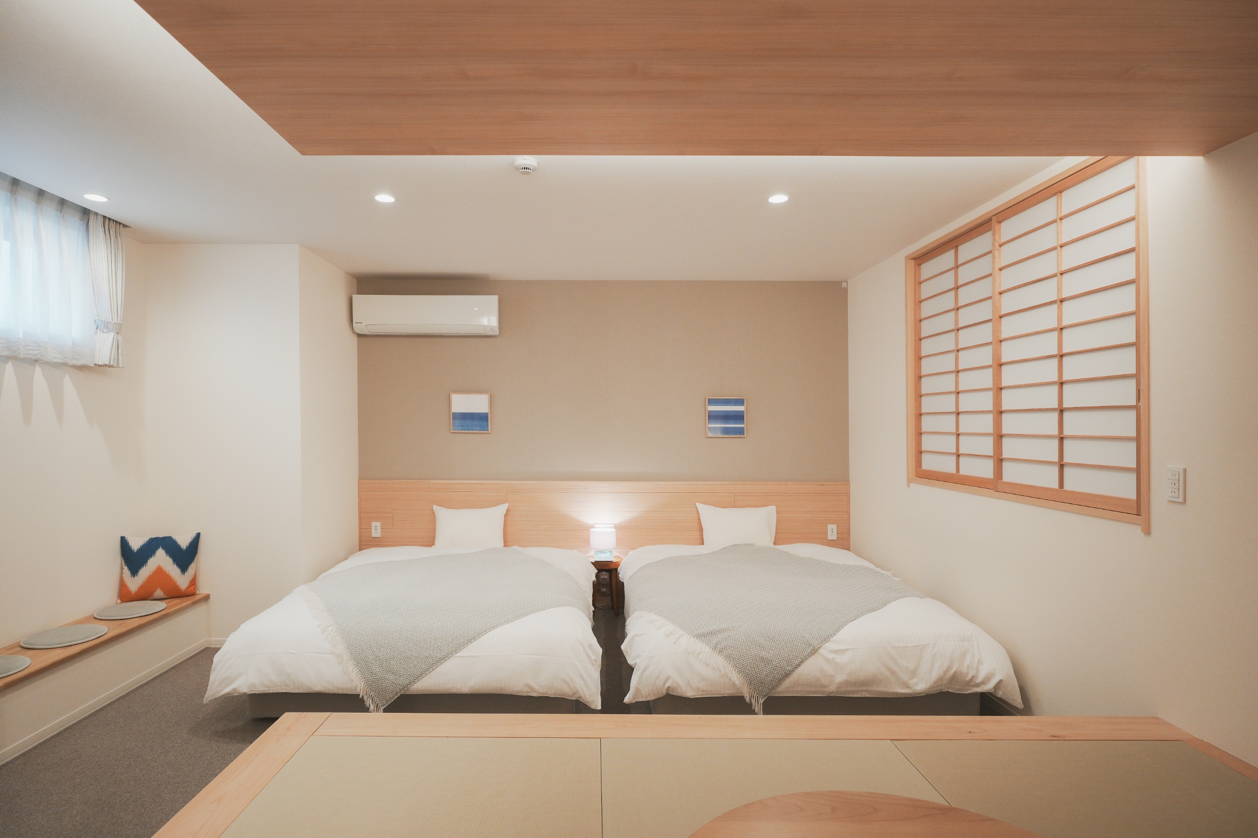Tatami twin suite