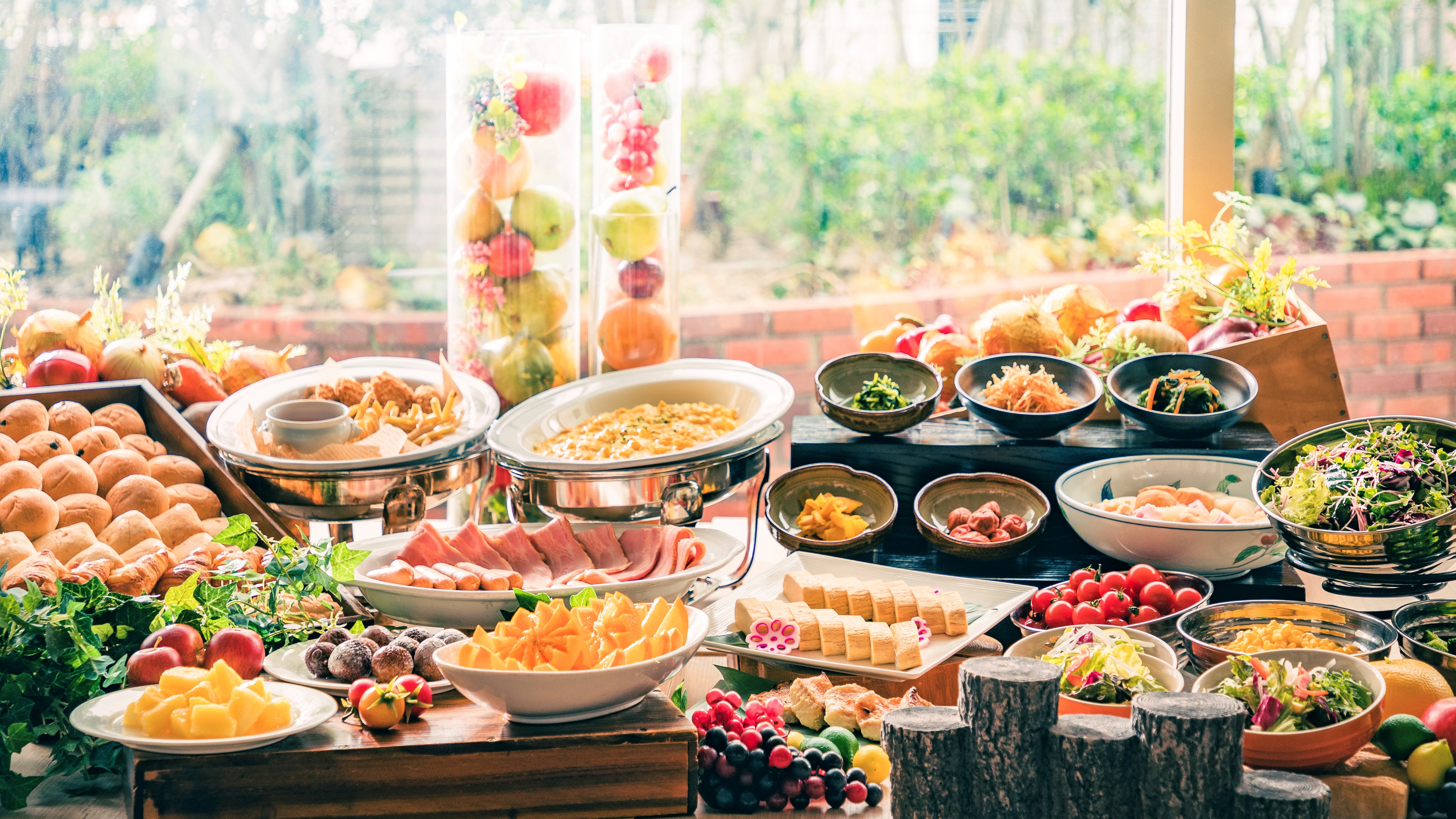 「嫩」自助早餐形象