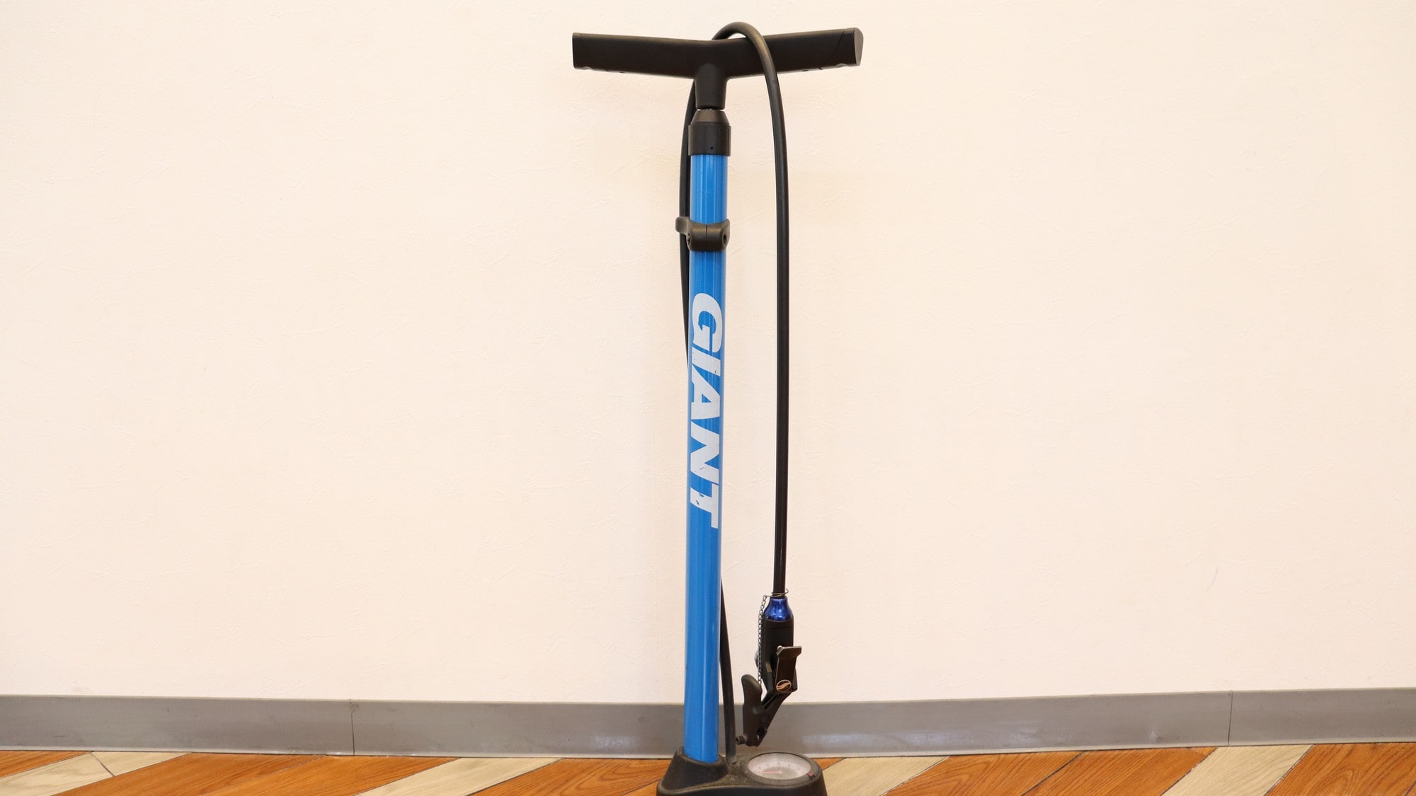 We also rent out bicycle pumps.