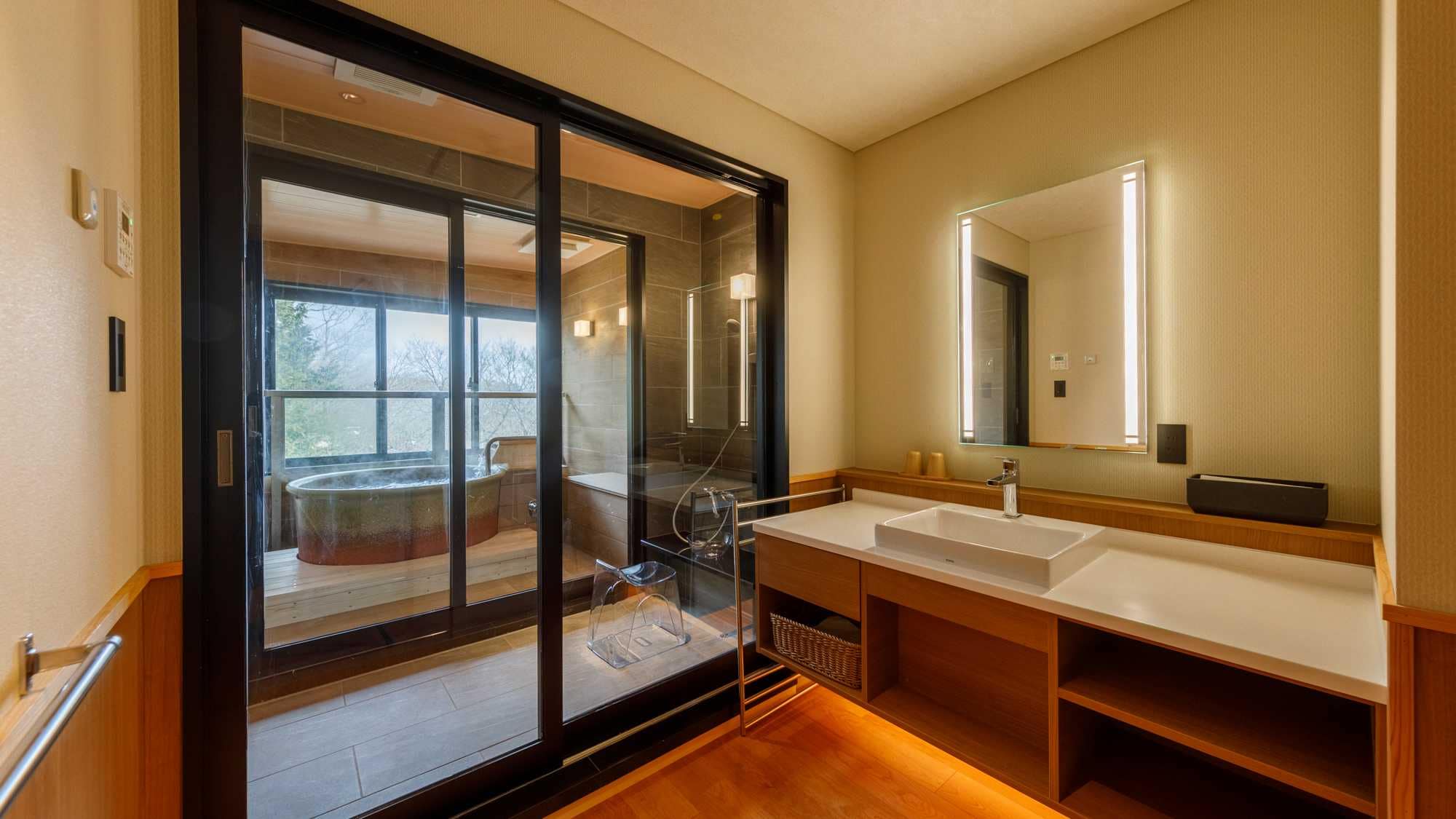 [Dengan pemandian air panas alami di udara terbuka] Kamar khusus