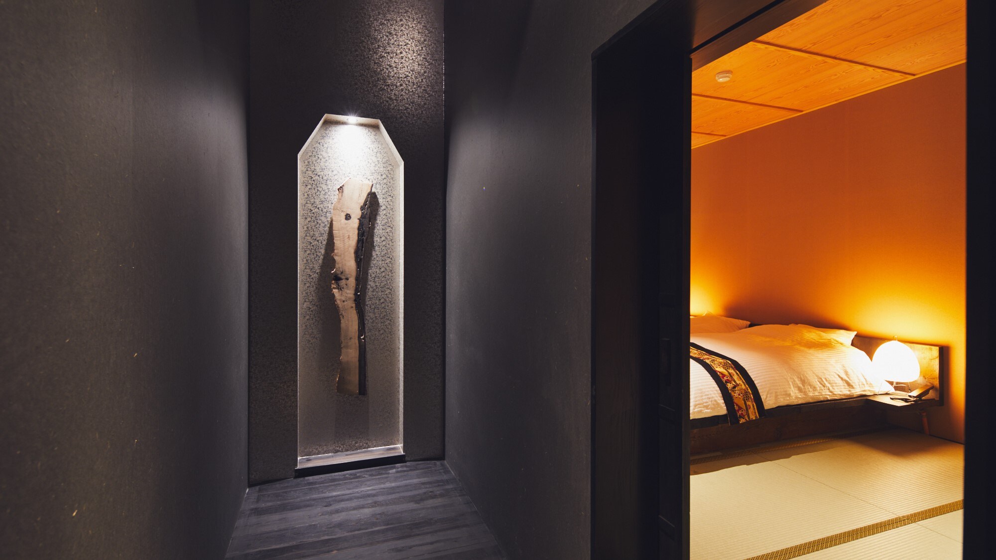 Bosom-kai-Designer's guest room with open-air bath
