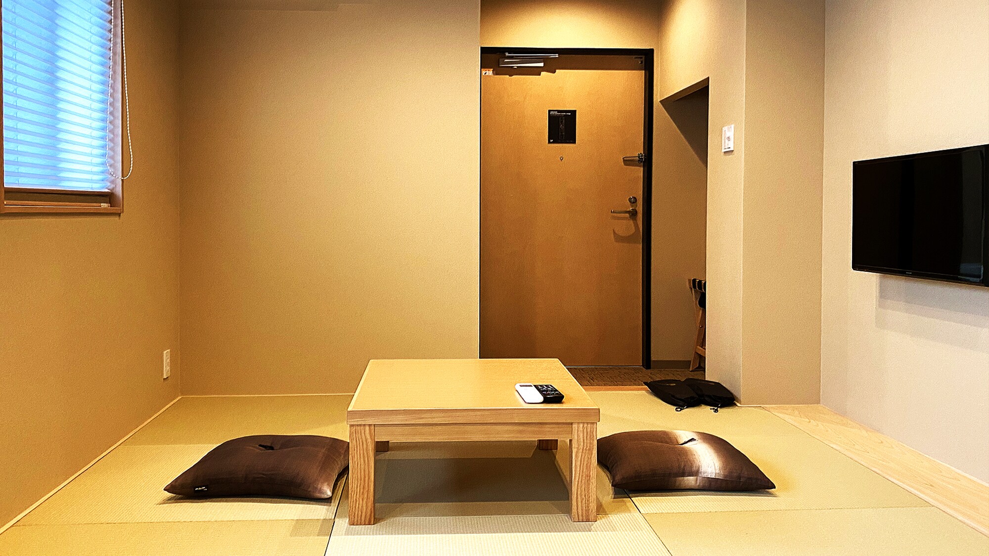 ห้องอีโคโนมีทวินสไตล์ญี่ปุ่น-ตะวันตก