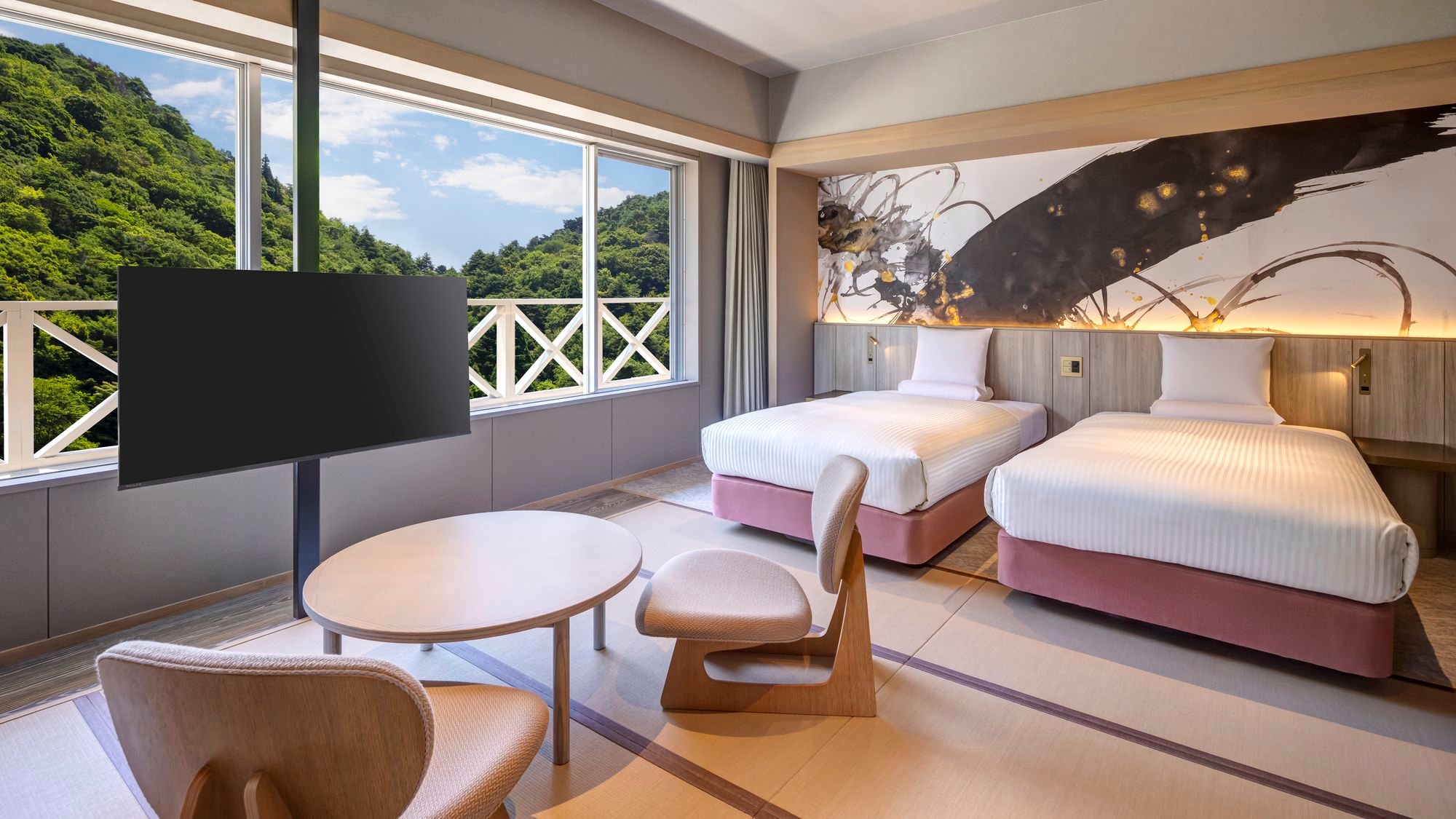 Renovated in August 2025! [Free-flowing golden spring water] Premium Japanese-Western room (corner view)